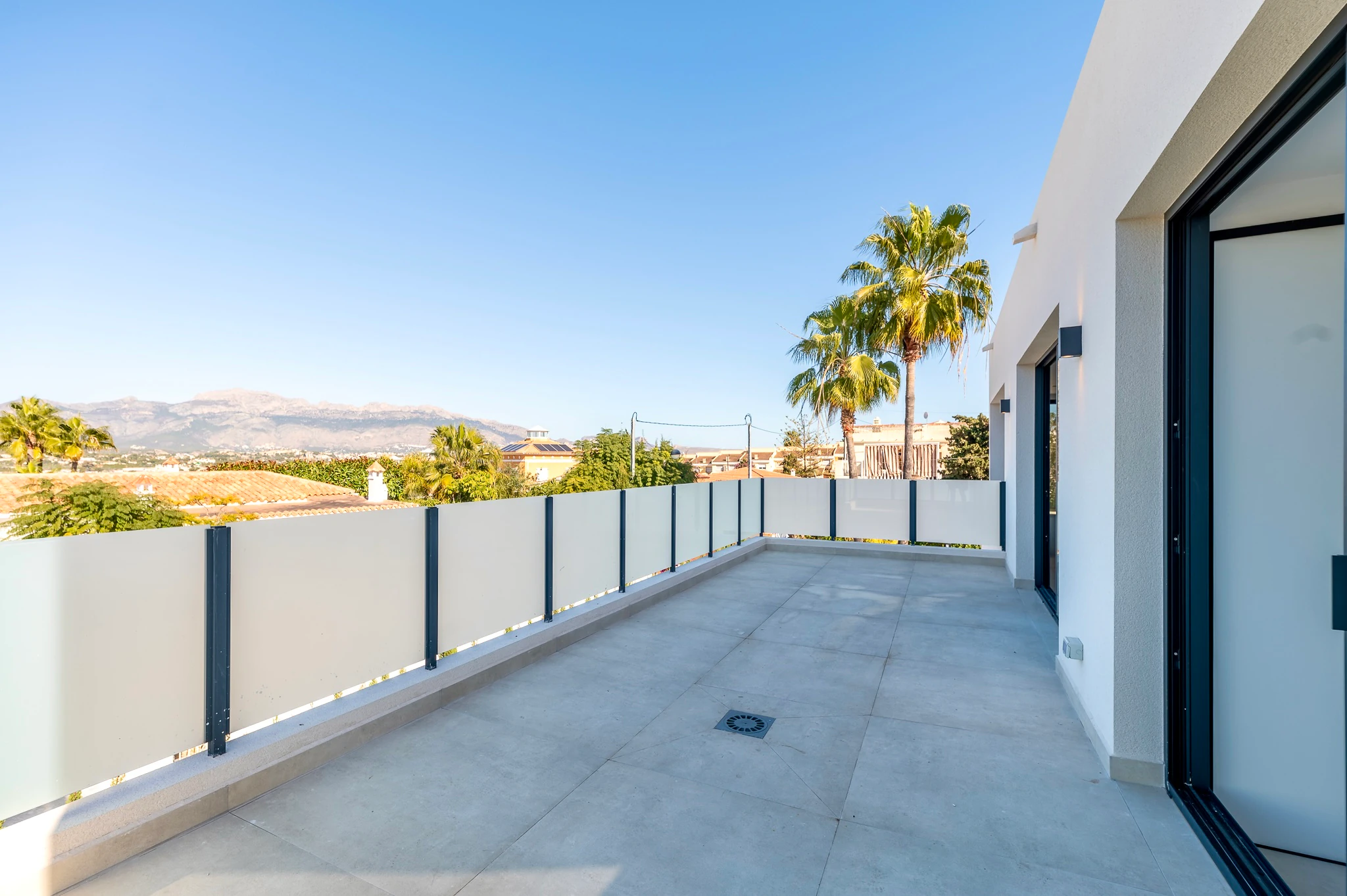 Villa moderna en venta en Albir