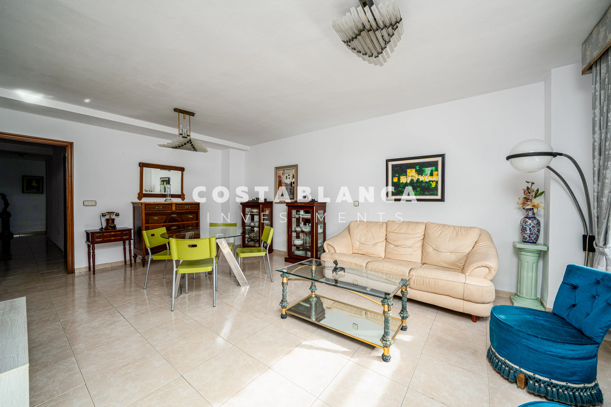 High Ceiling Apartment for sale in Alfaz del Pi
