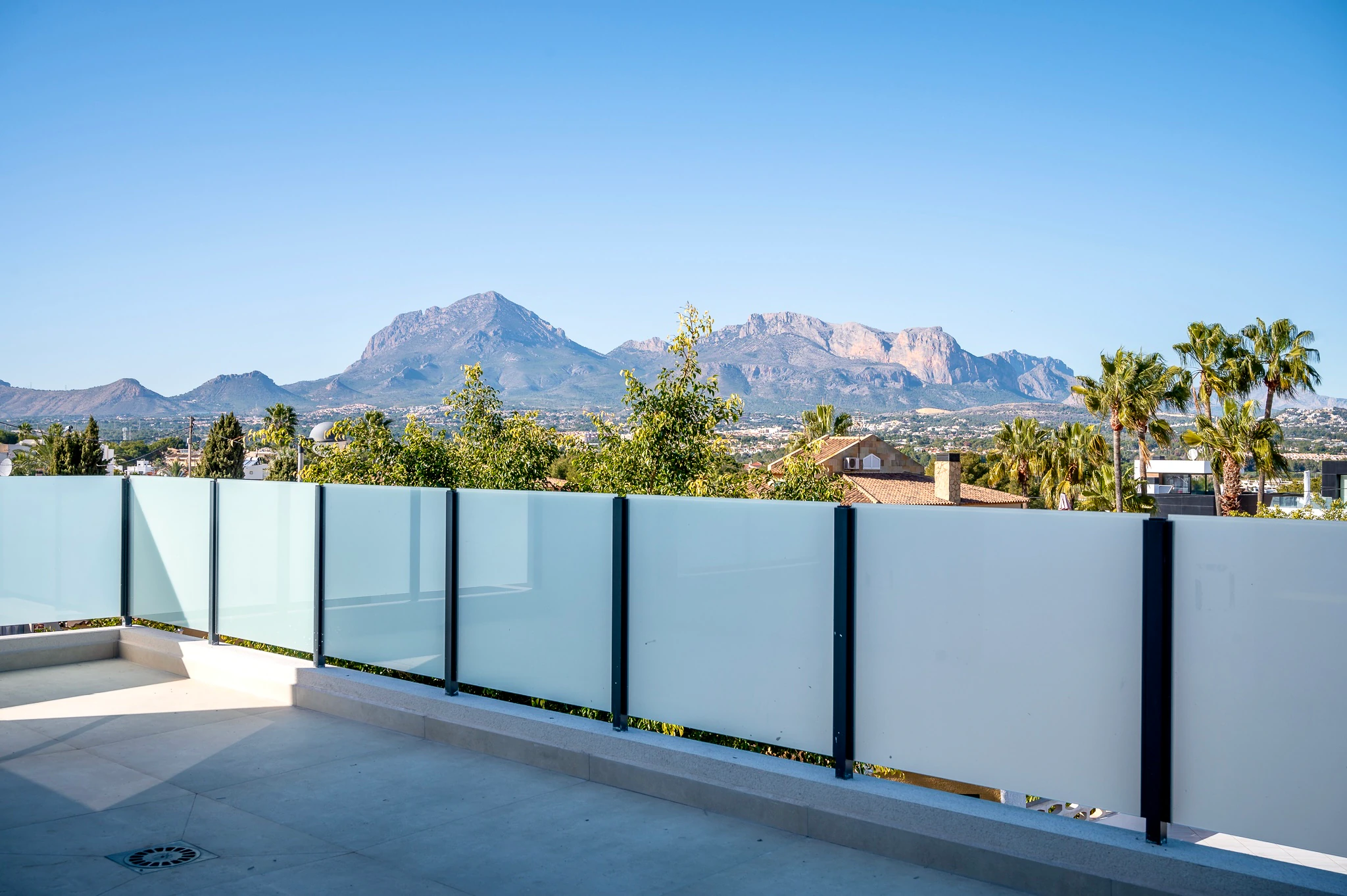 Villa moderna en venta en Albir