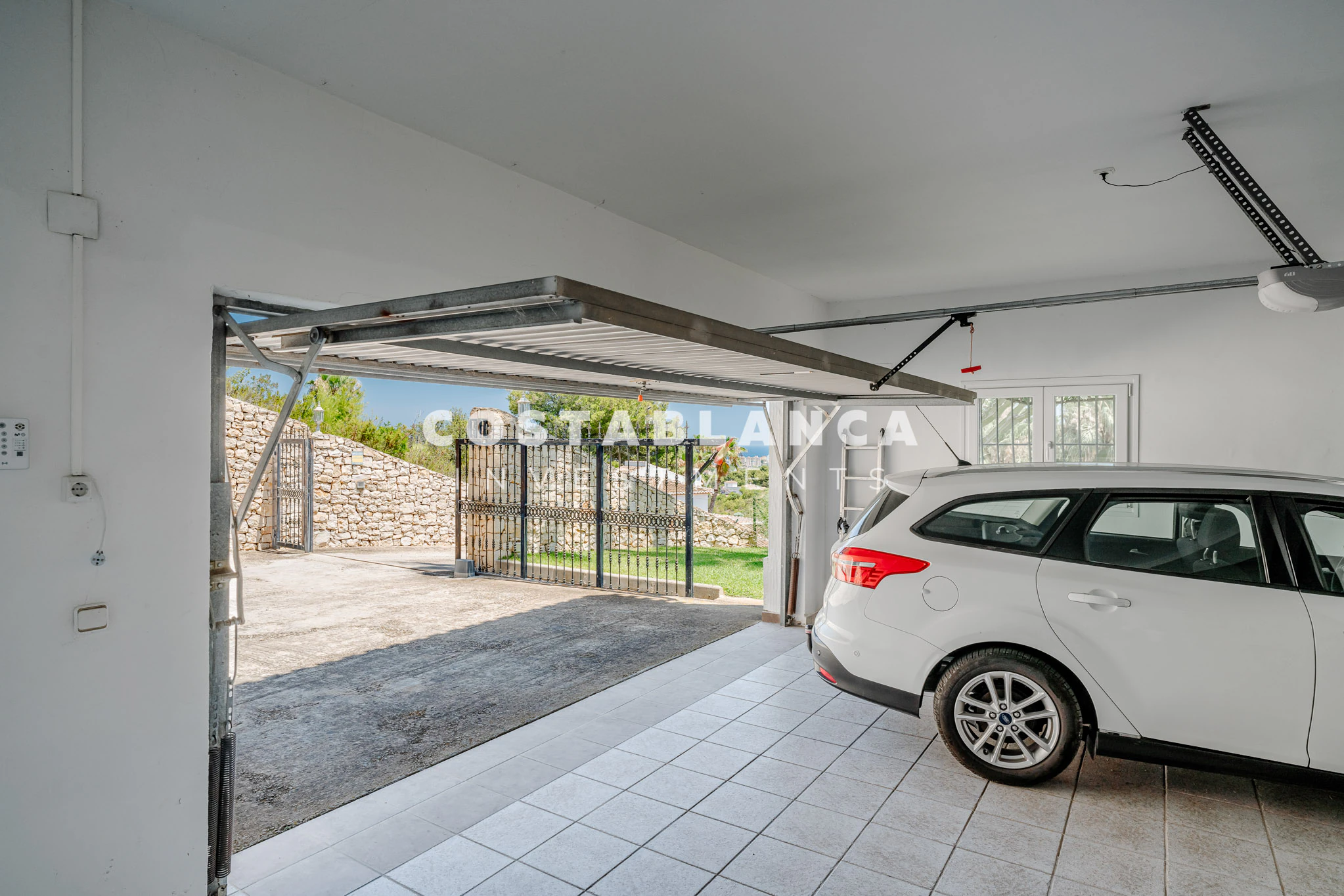 Double Plot Luxury with Uninterrupted Green Zone and Sea Views for sale in Javea