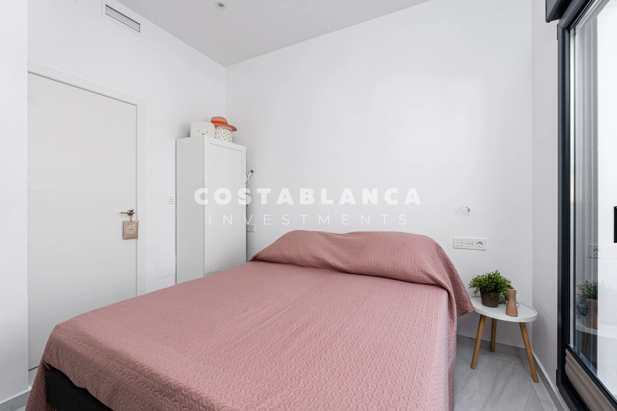 Modern Semi-Detached Villa for sale in Polop