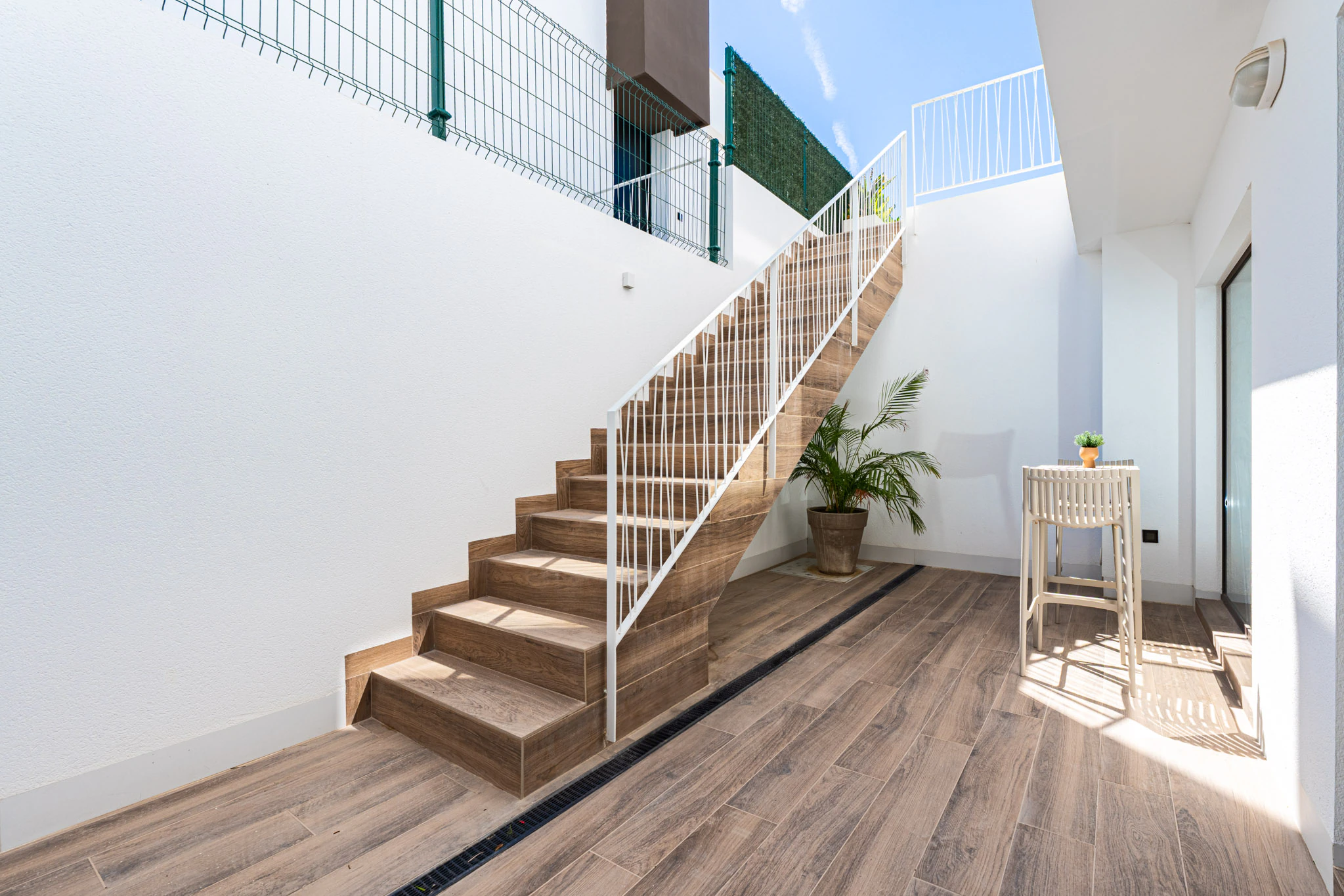 New Build Modern Villa for Sale in Finestrat with Mountain Views - Completion Date: December 2025