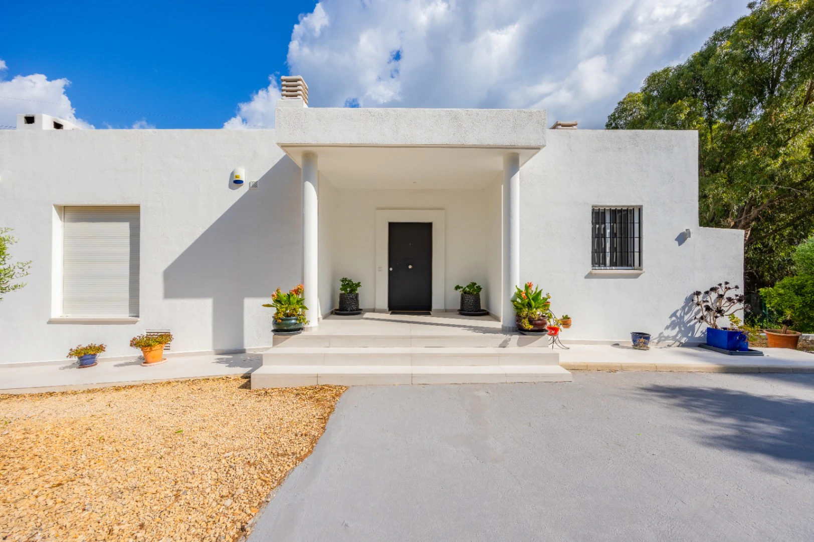Geräumige Villa zum Verkauf in Altea la Vella mit Meerblick und Zugang zum Golfplatz