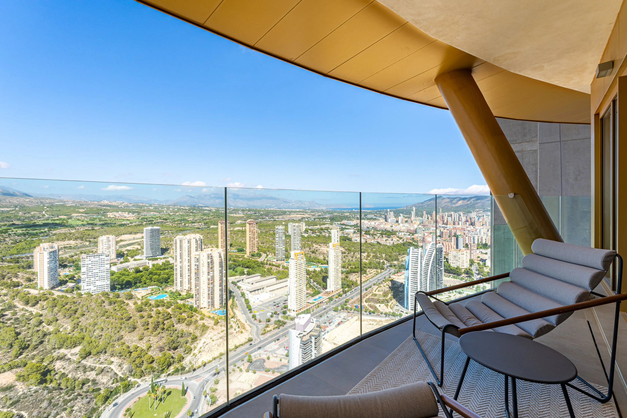 43. Etage Residence mit Meer- und Bergblick zu verkaufen in Benidorm