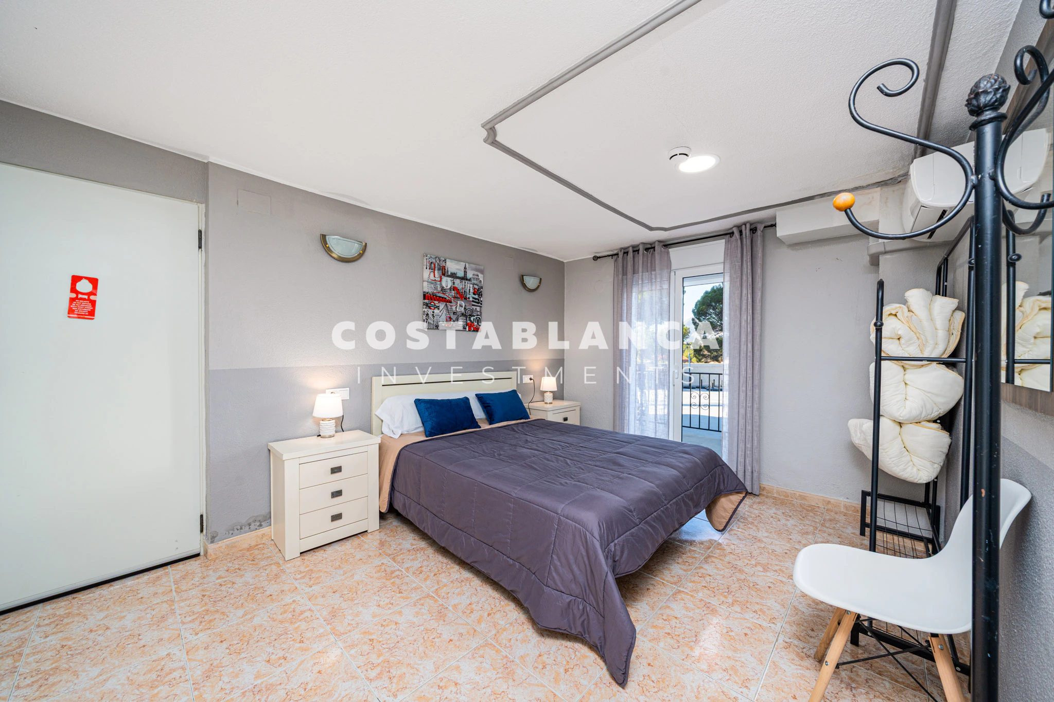 Centrally Located Hotel with Sea Views and Apartment Conversion Opportunity for sale in Altea