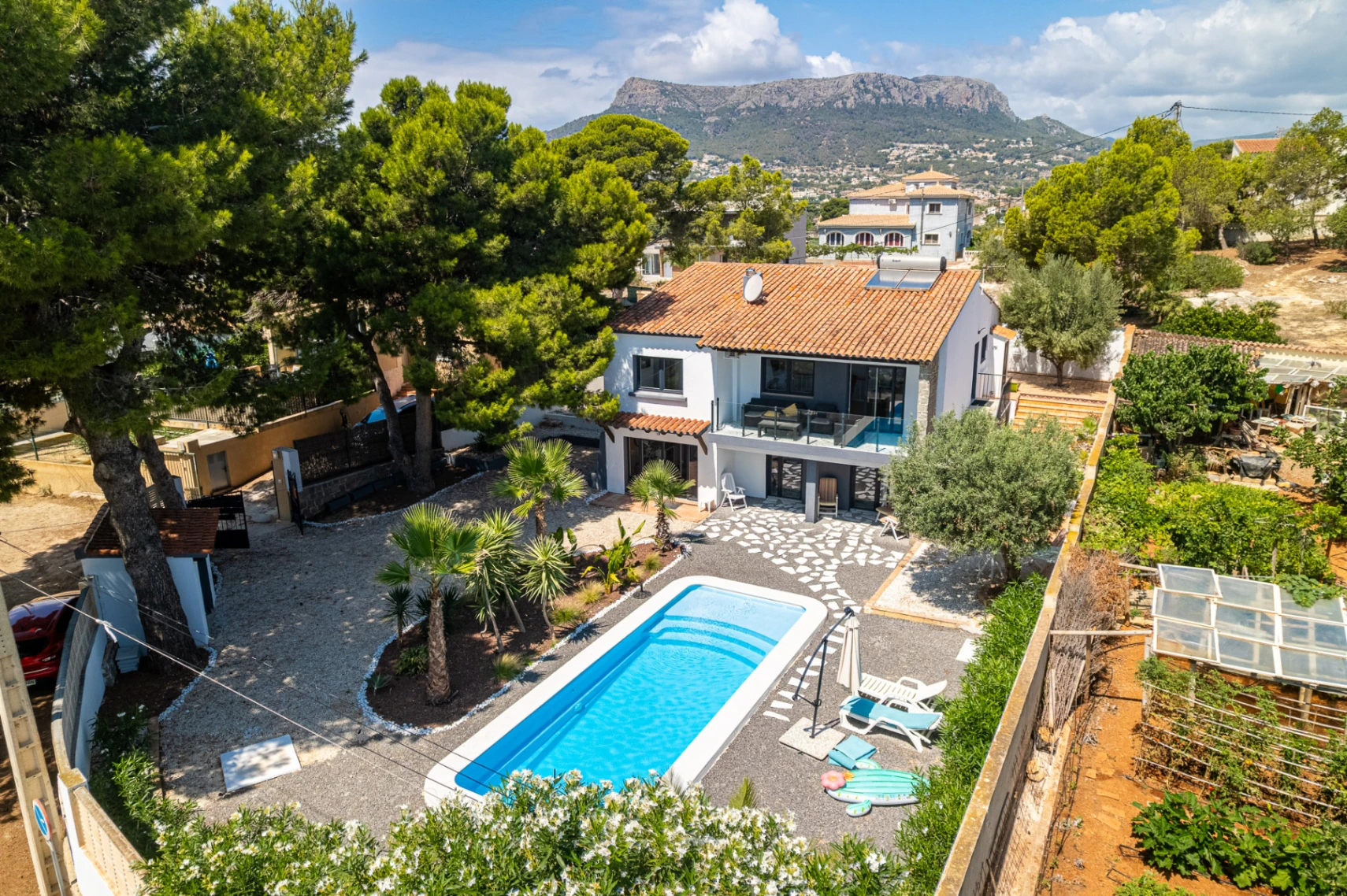 Moderne Mediterrane Villa te koop in Calpe met uitzicht