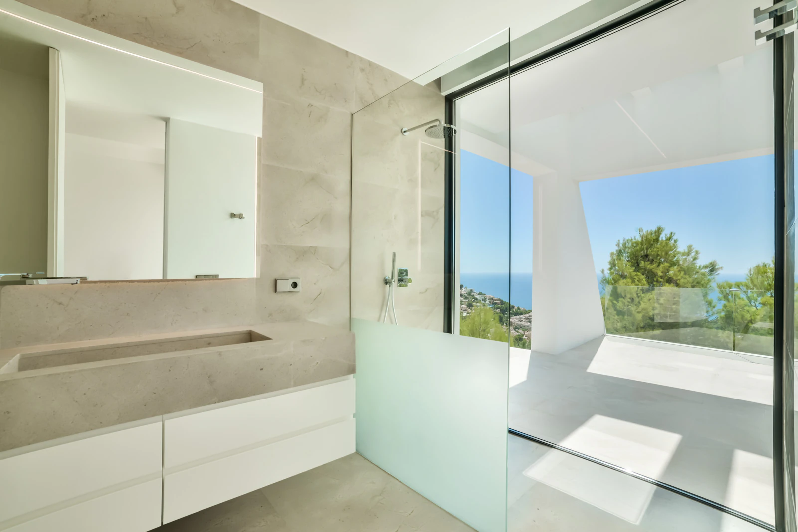 Villa de luxe avec vue panoramique sur la mer à vendre dans les collines d’Altea avec grande piscine