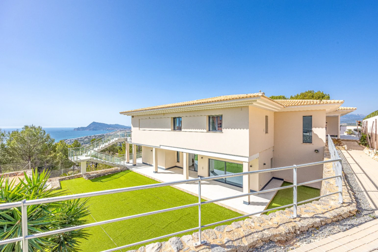Contemporary Deluxe Residence for Sale in Altea la Vella