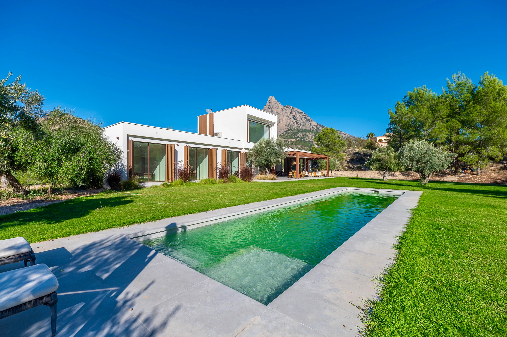 Luxury Modern Finca with Privacy and Nature