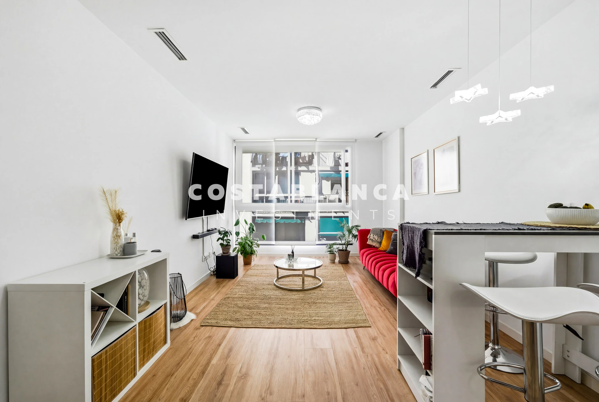 Moderne Wohnung zu verkaufen in Benidorm Poniente mit Pool und hoher Mietrendite.