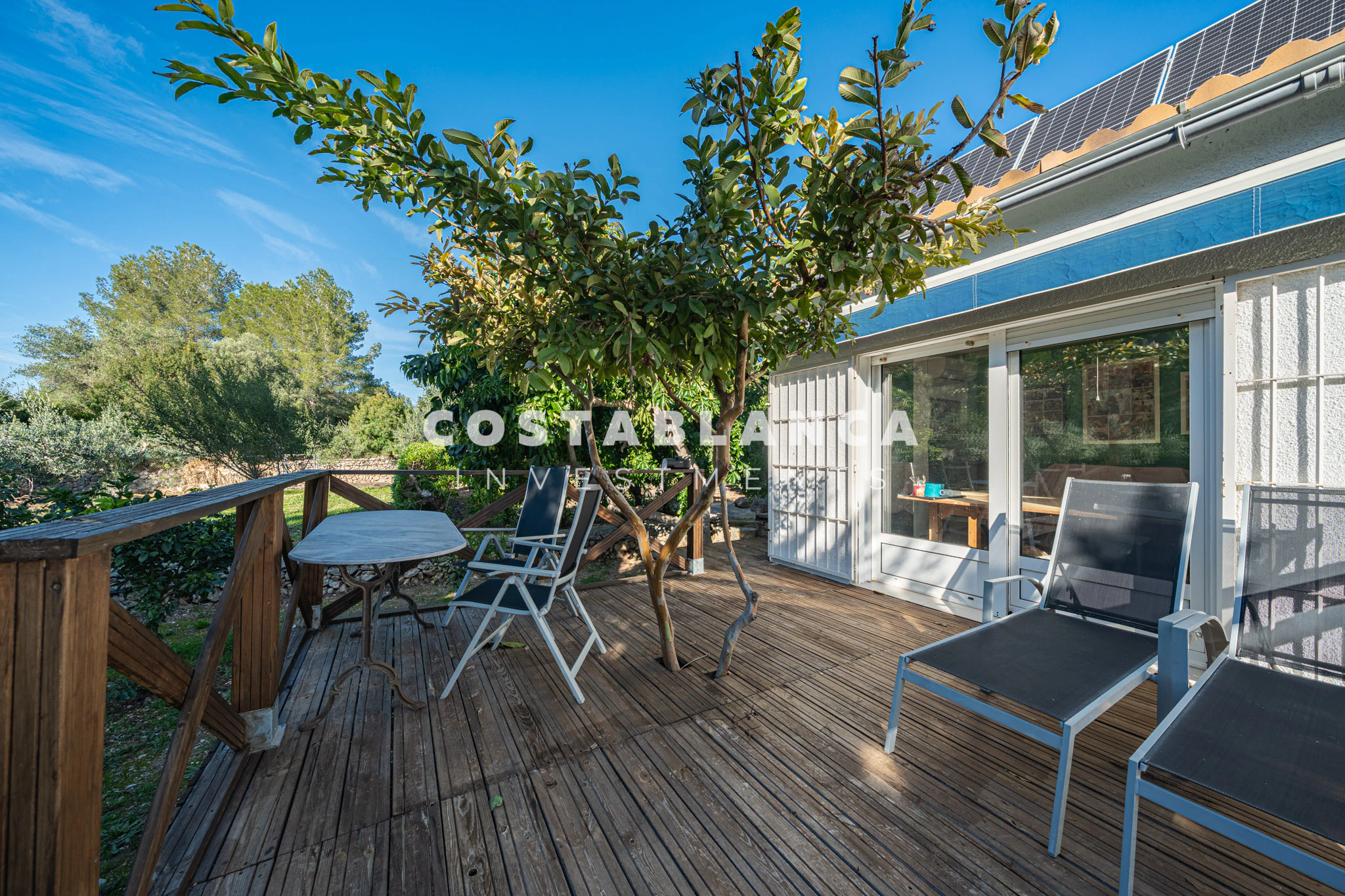 Fully Modernized Luxury Villa with Guest Apartment and Solar Energy for sale in Denia