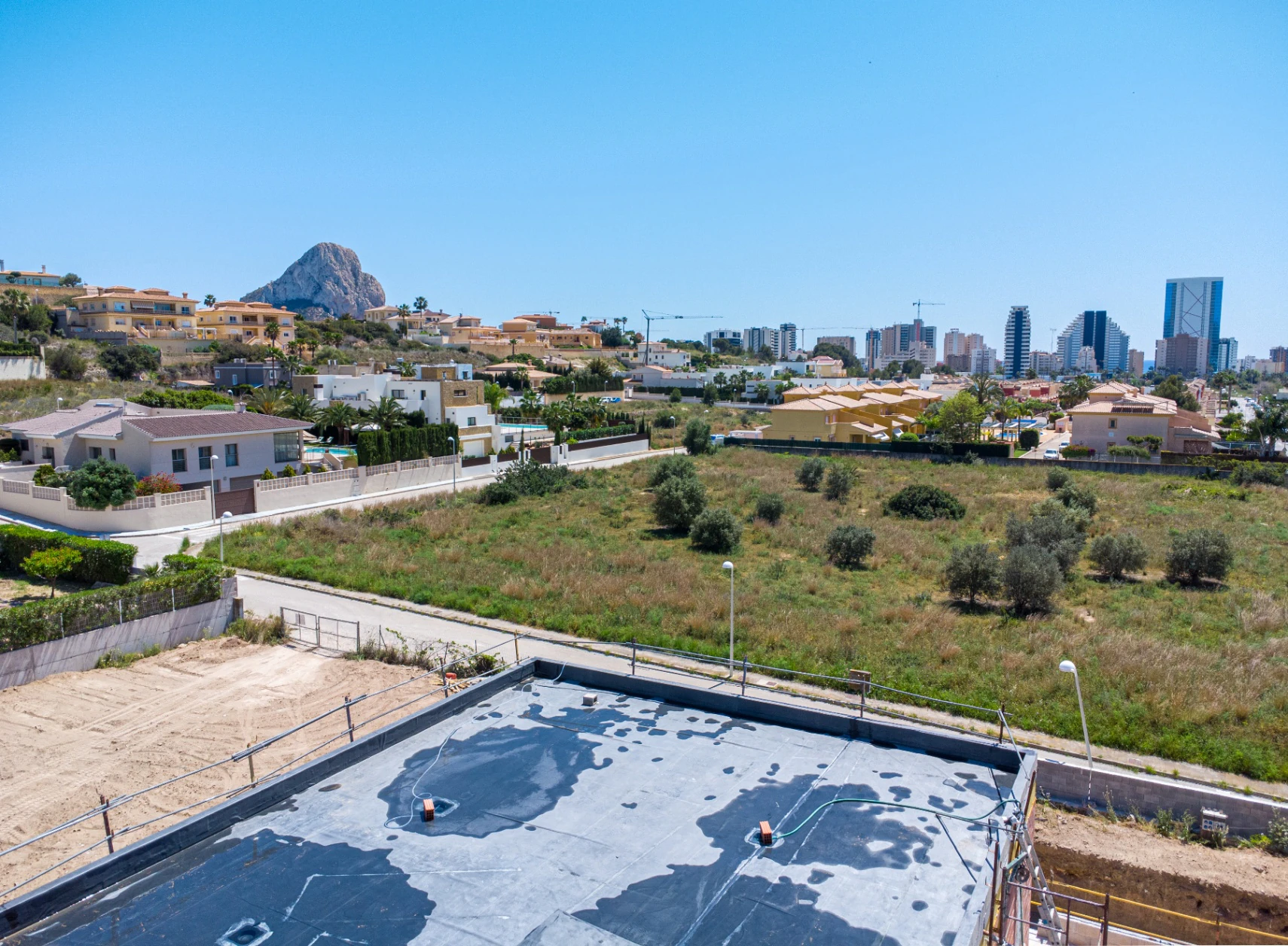 New Build South-Facing Villa for Sale in Calpe with Pool, Garage & Iconic Views of Peñón de Ifach