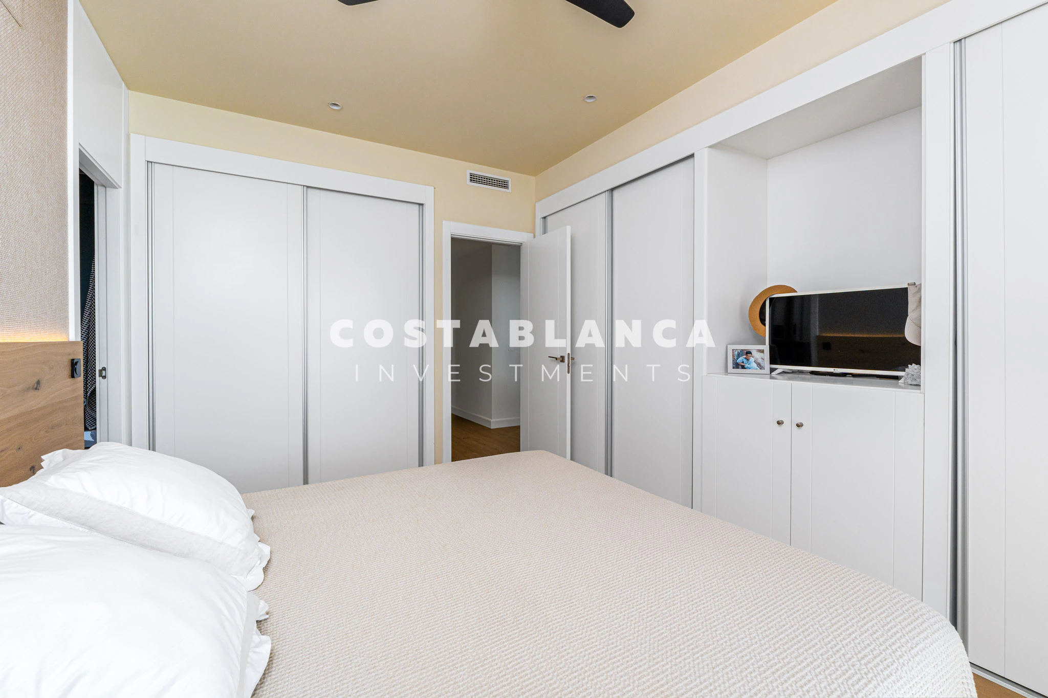 Moderne Luxuswohnung mit Meerblick zum Verkauf in Sunset Drive, Benidorm