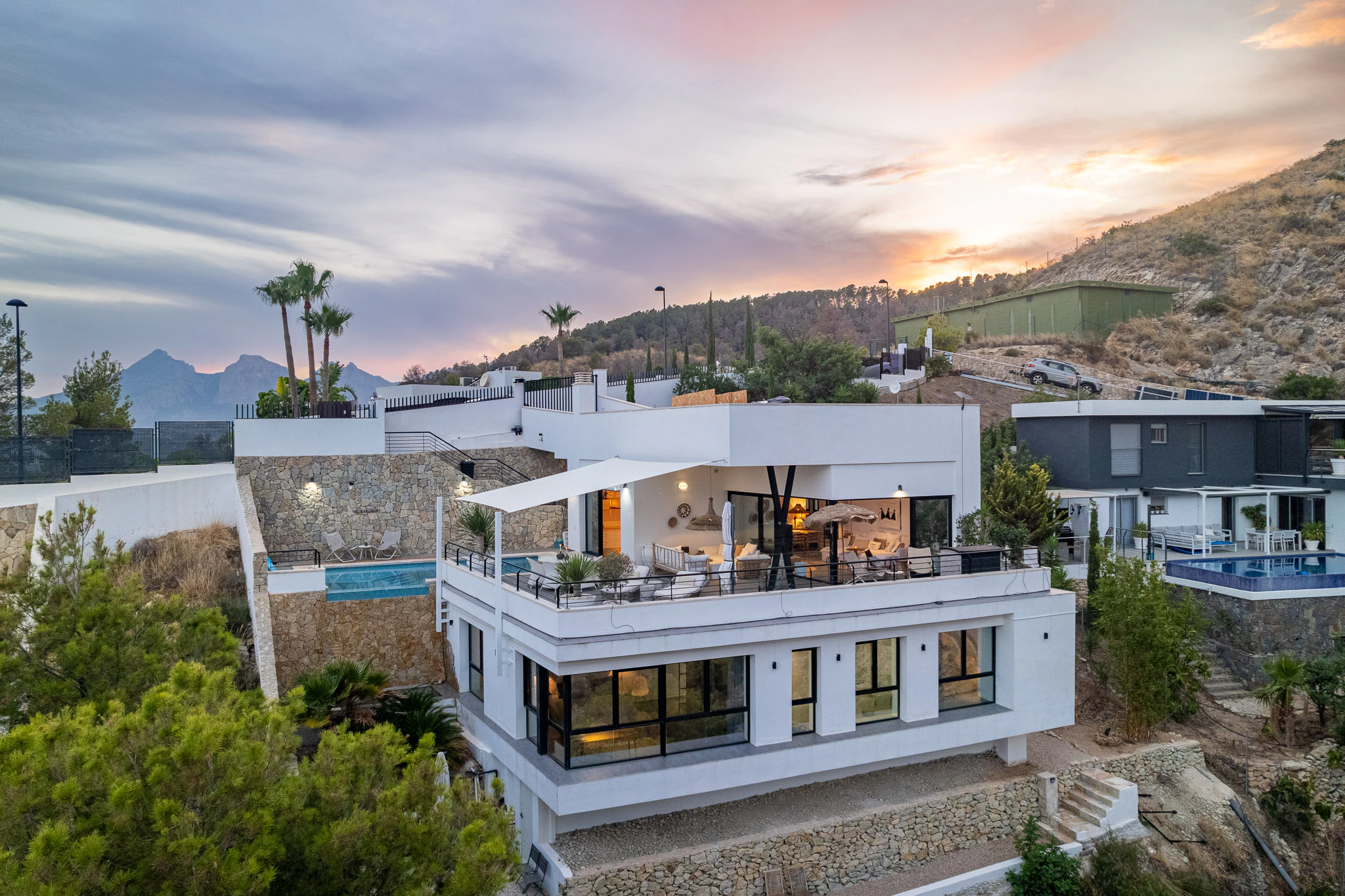 Luxury Villa in Altea with open views and High-End Finishes