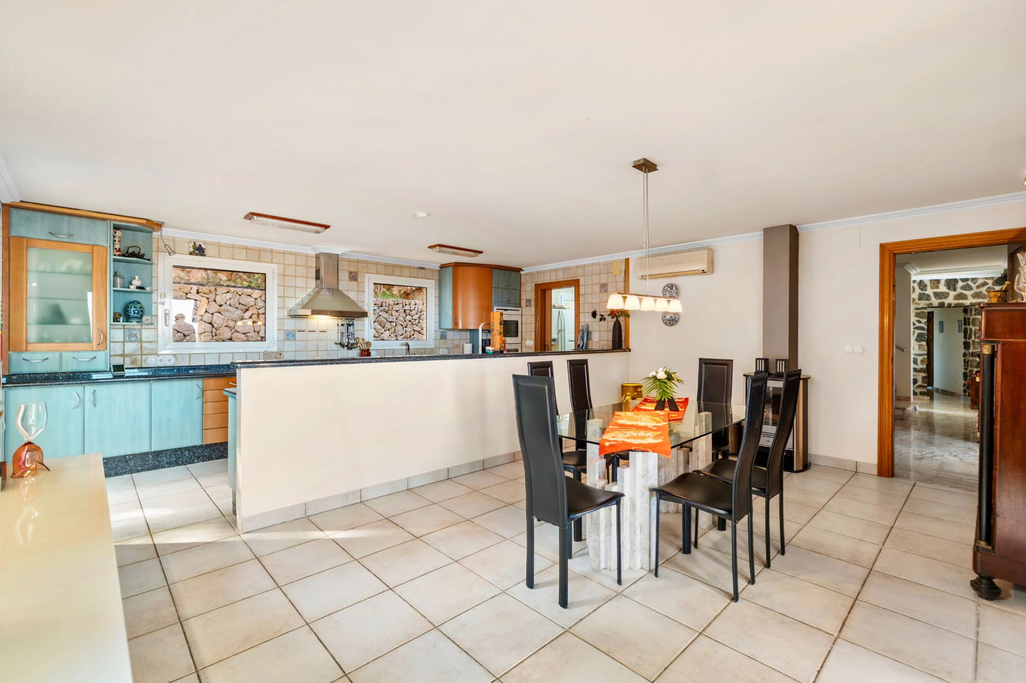 Stunning Villa Retreat Surrounded by Nature with Breathtaking Open Views for Sale In Callosa