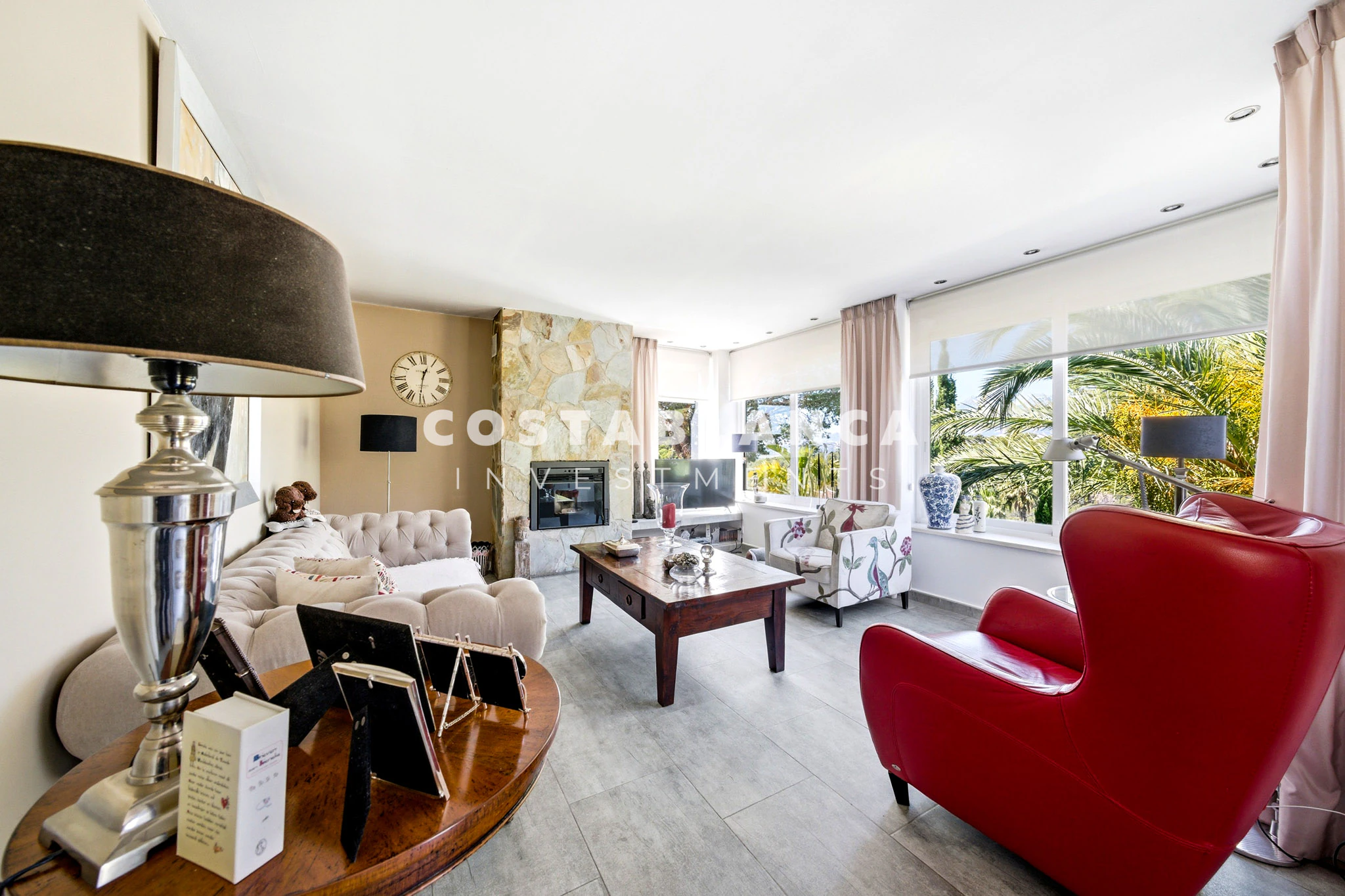 Peaceful Mediterranean Villa with Flat Plot and Open Views for sale in Altea