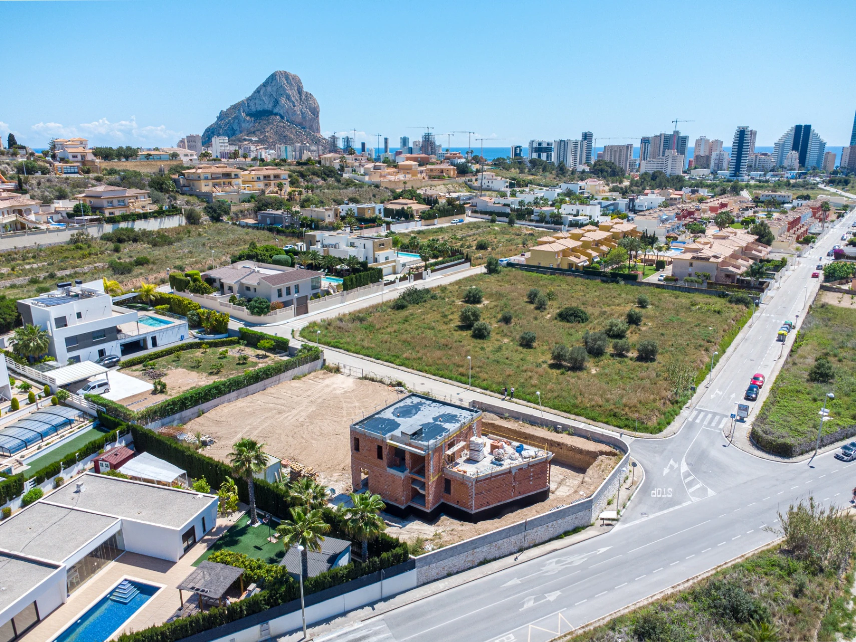 New Build South-Facing Villa for Sale in Calpe with Pool, Garage & Iconic Views of Peñón de Ifach