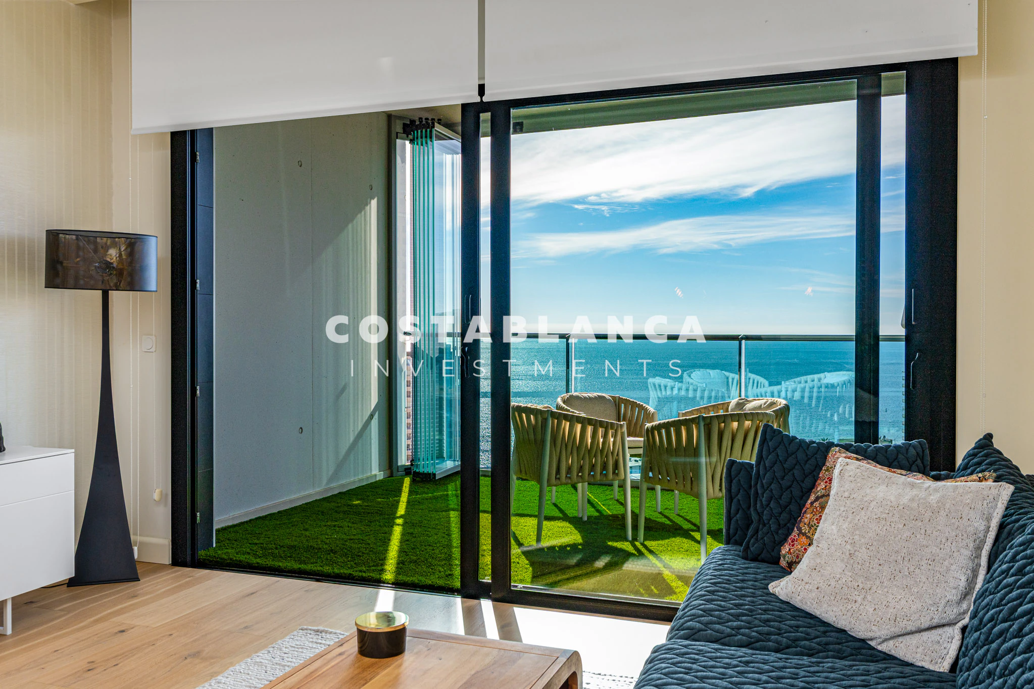 Moderne Luxuswohnung mit Meerblick zum Verkauf in Sunset Drive, Benidorm