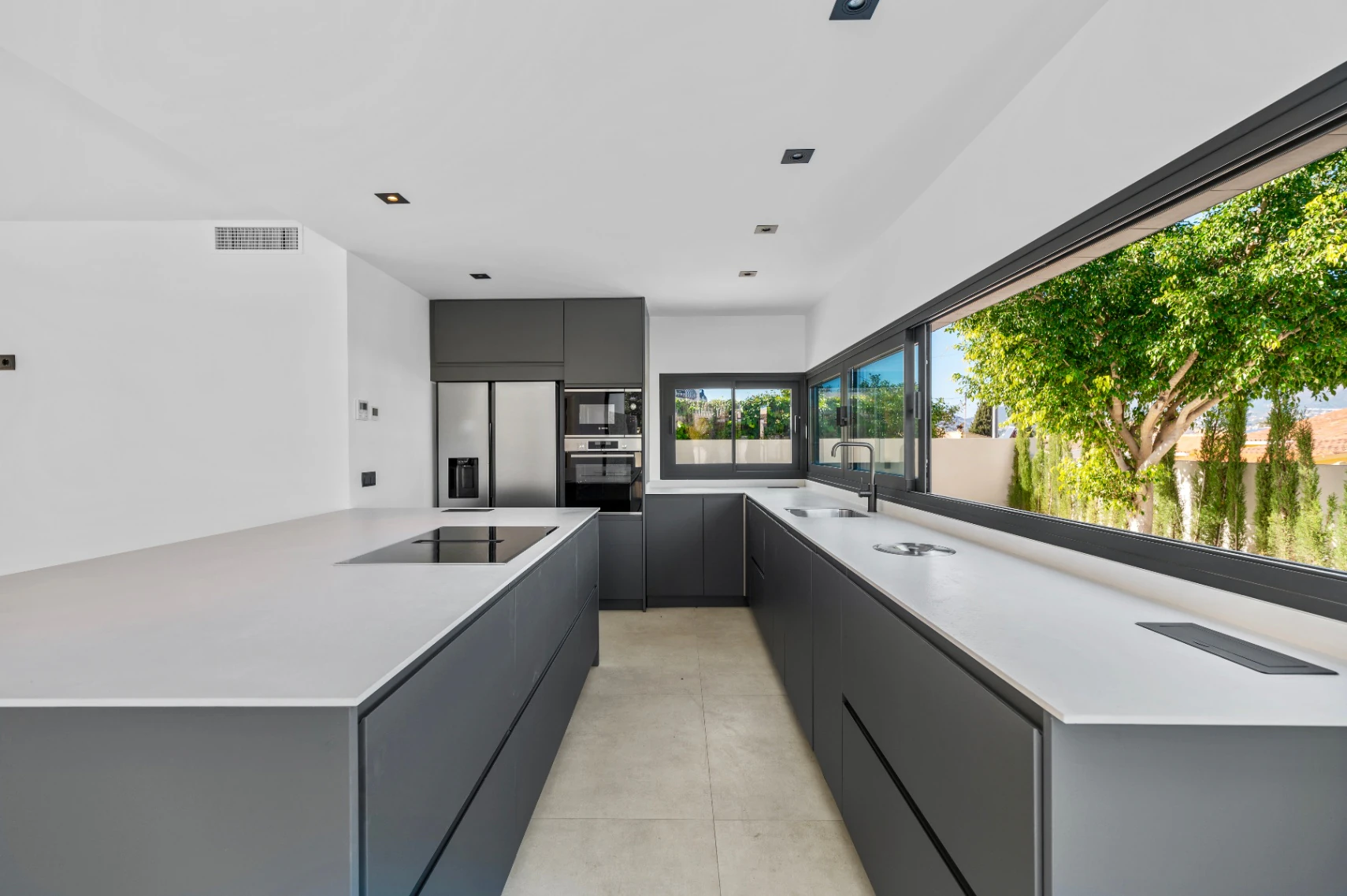 Villa moderna en venta en Albir