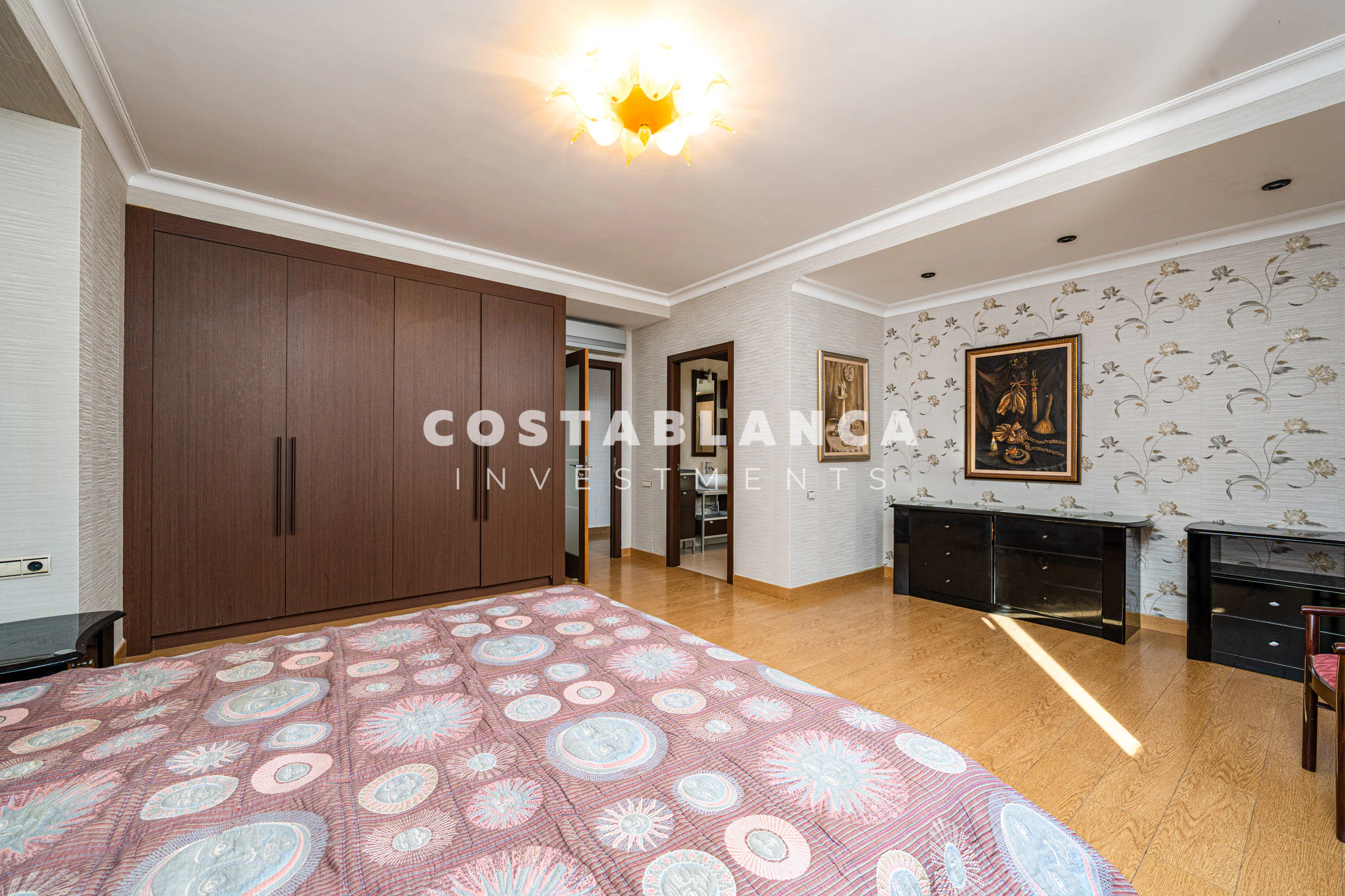 Magnificent Villa in Las Rotas, Dénia Walking Distance to the Beach