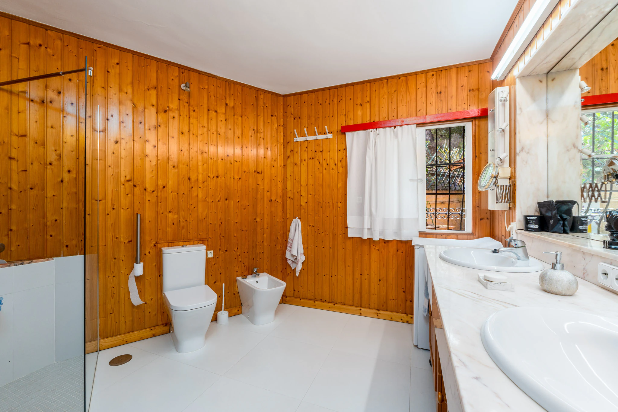 Spacious Semi-Detached House for sale in Galera Baja
