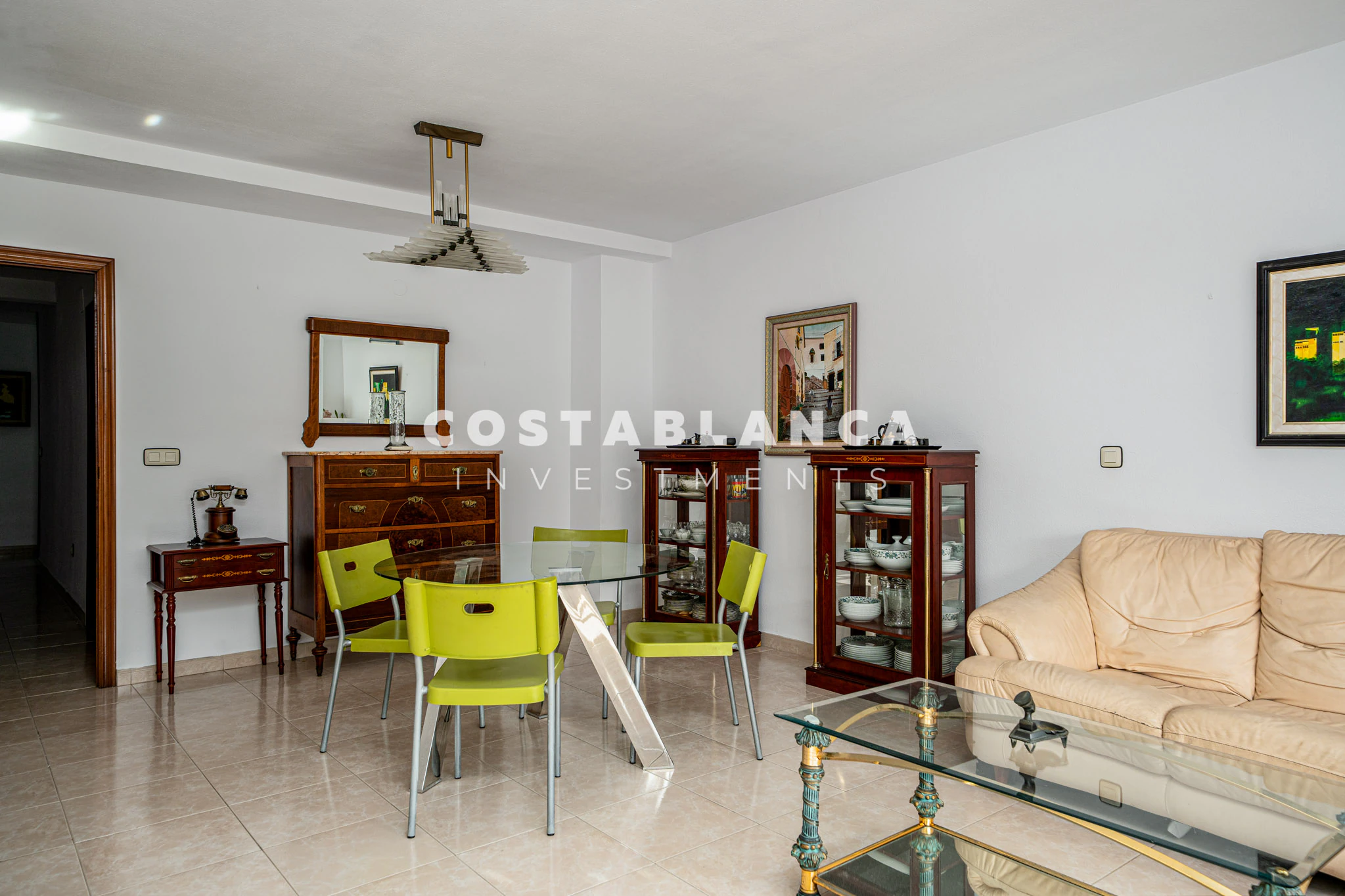 High Ceiling Apartment for sale in Alfaz del Pi