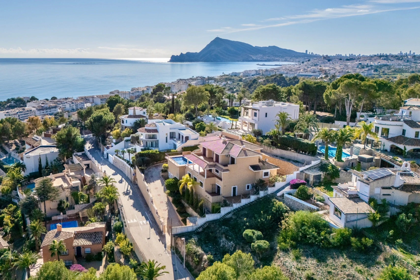 Villa méditerranéenne à vendre à La Olla, Altea avec une vue imprenable sur la mer