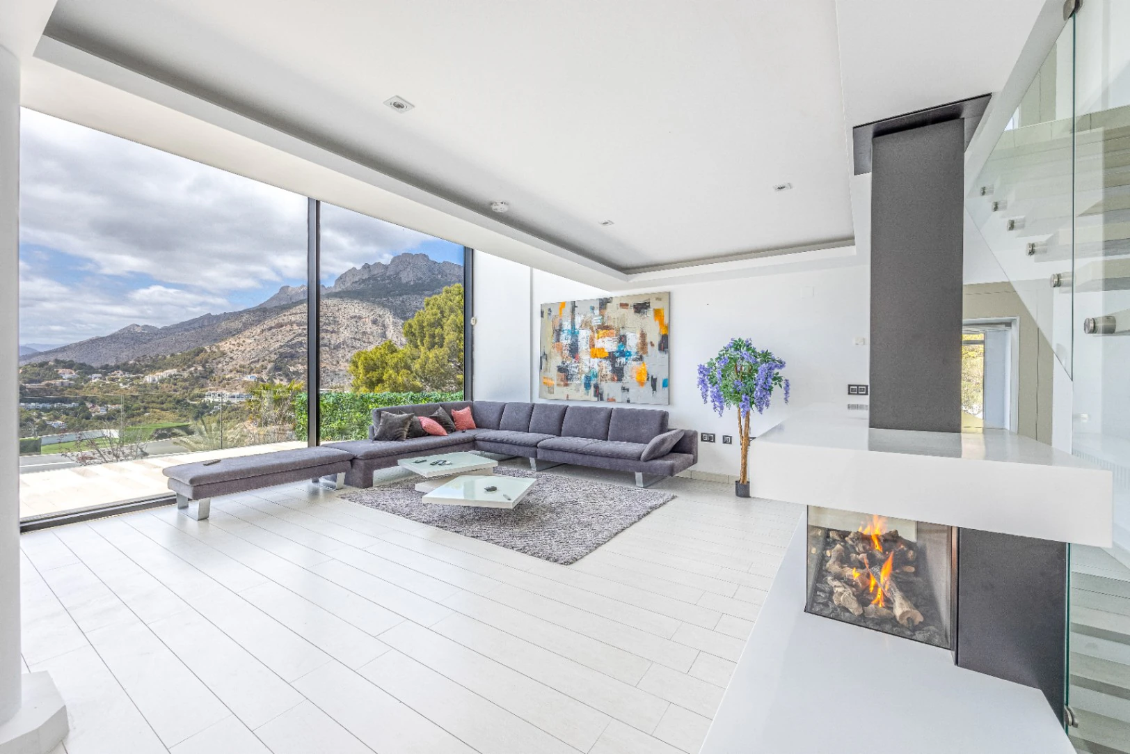 Modern Villa with Infinity Pool for Sale in Altea Hills