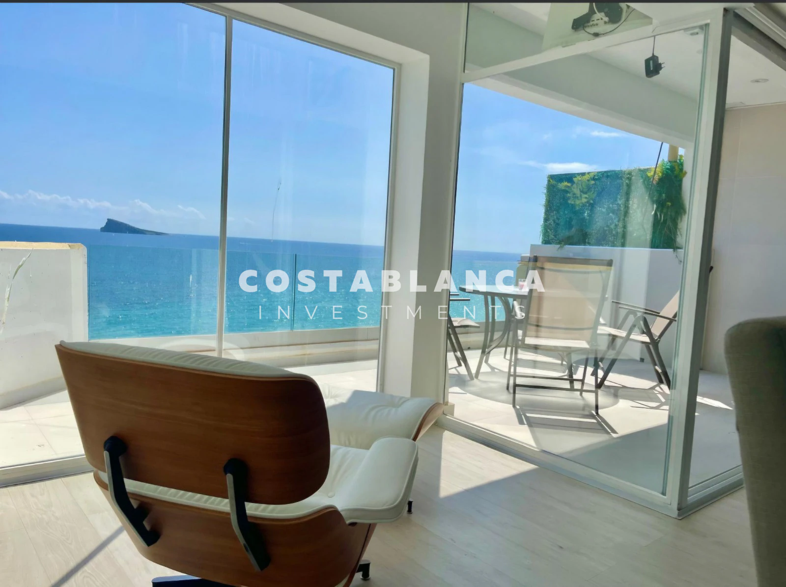 Penthouse in erster Linie mit Panoramablick auf das Meer zu verkaufen in Benidorm