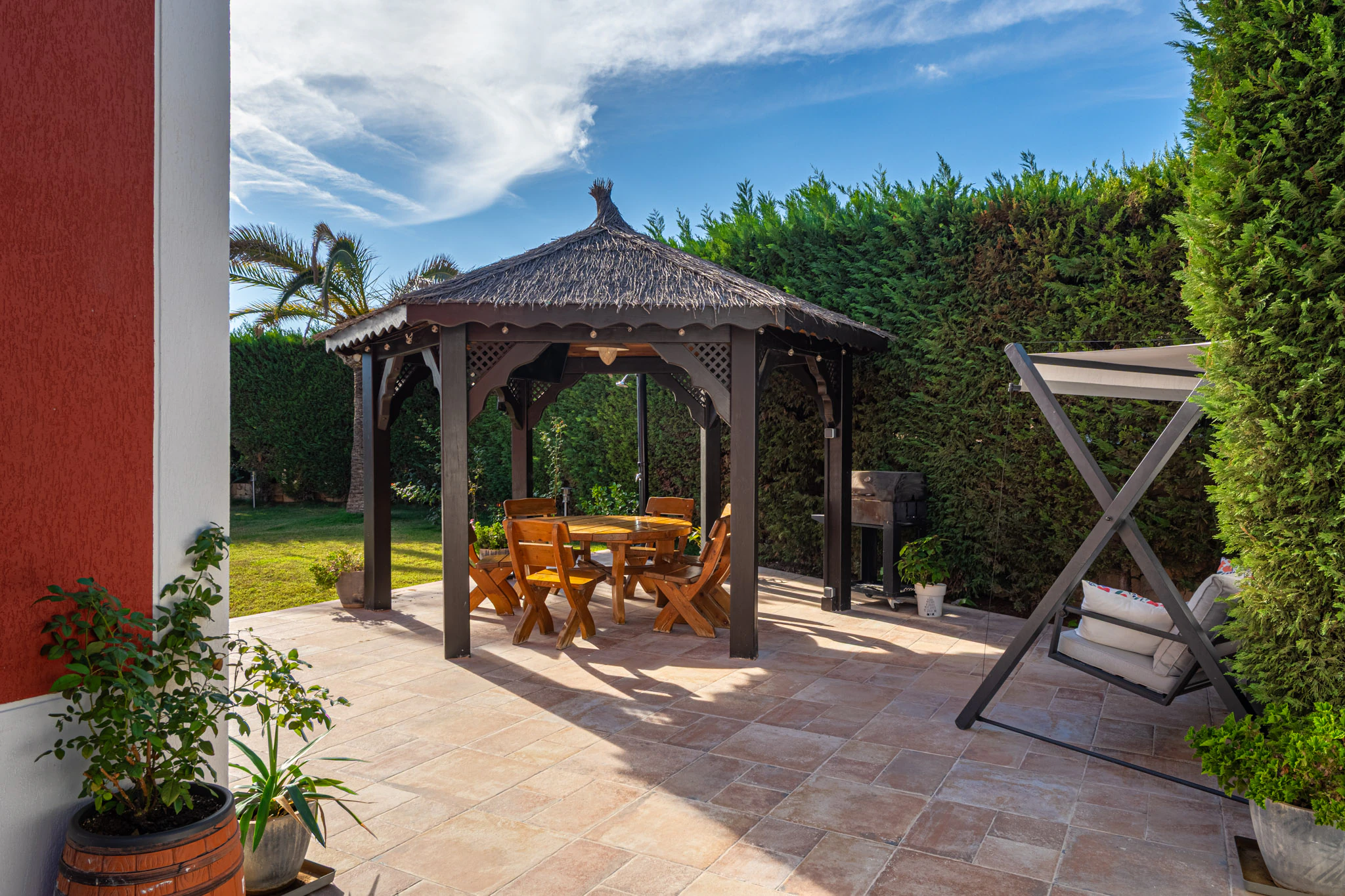 Renovated Mediterranean Villa for sale with Sea Views in Sierra Cortina, Finestrat