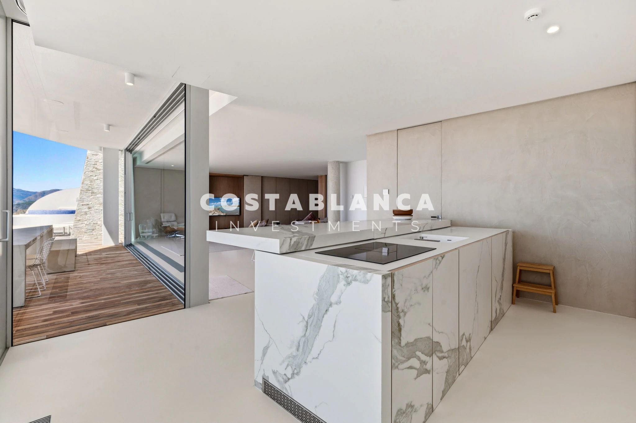 Luxury Penthouse with Panoramic Sea & Mountain Views for sale in Altea La Vella