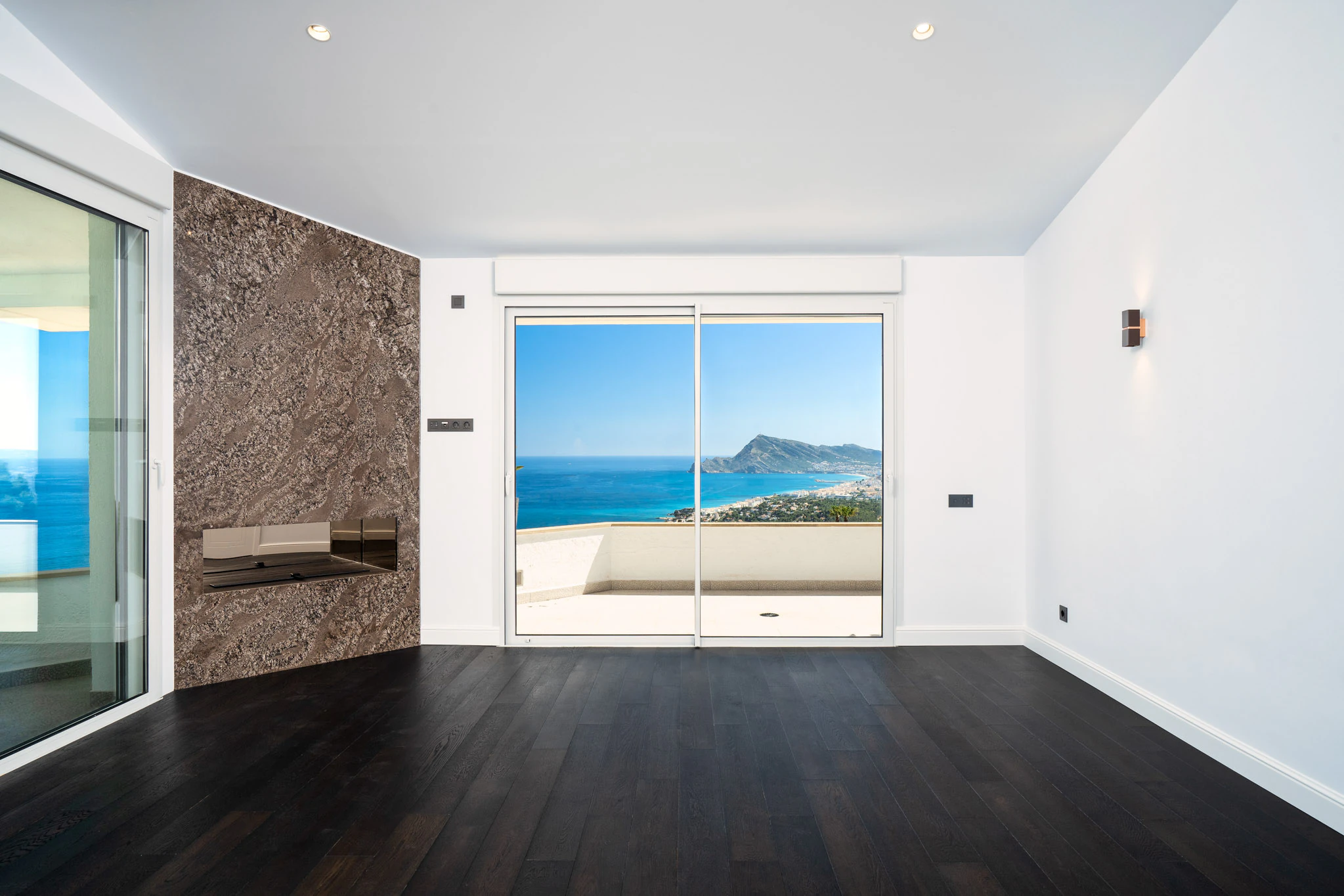 Villa de lujo moderna con vistas panorámicas al mar en venta en Sierra de Altea.