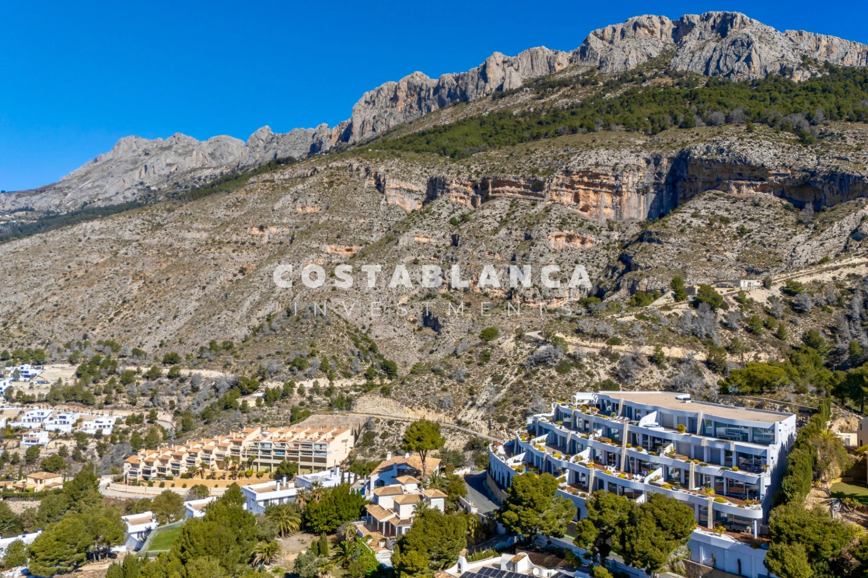 Luxury Penthouse with Panoramic Sea & Mountain Views for sale in Altea La Vella