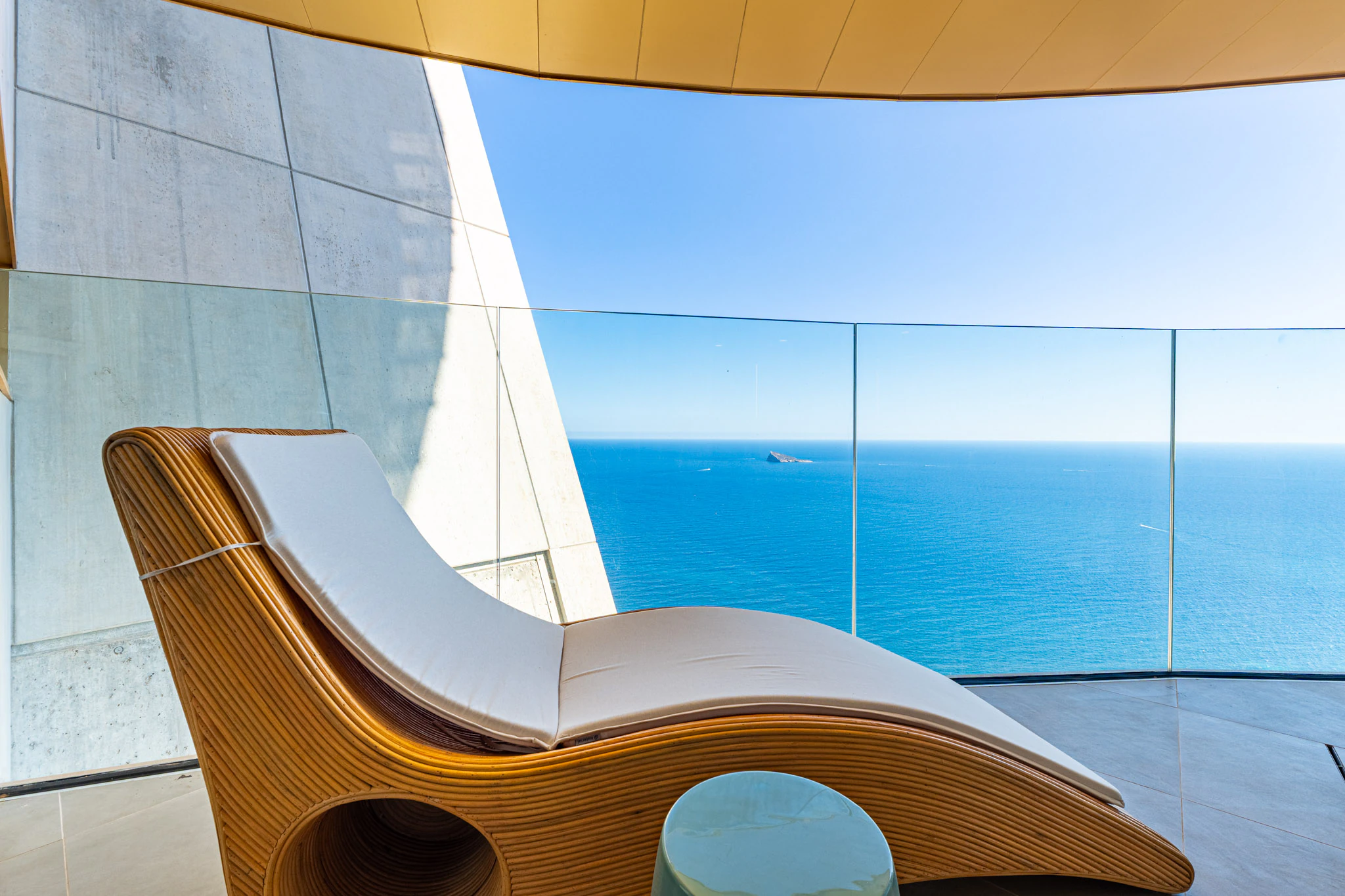 43. Etage Residence mit Meer- und Bergblick zu verkaufen in Benidorm