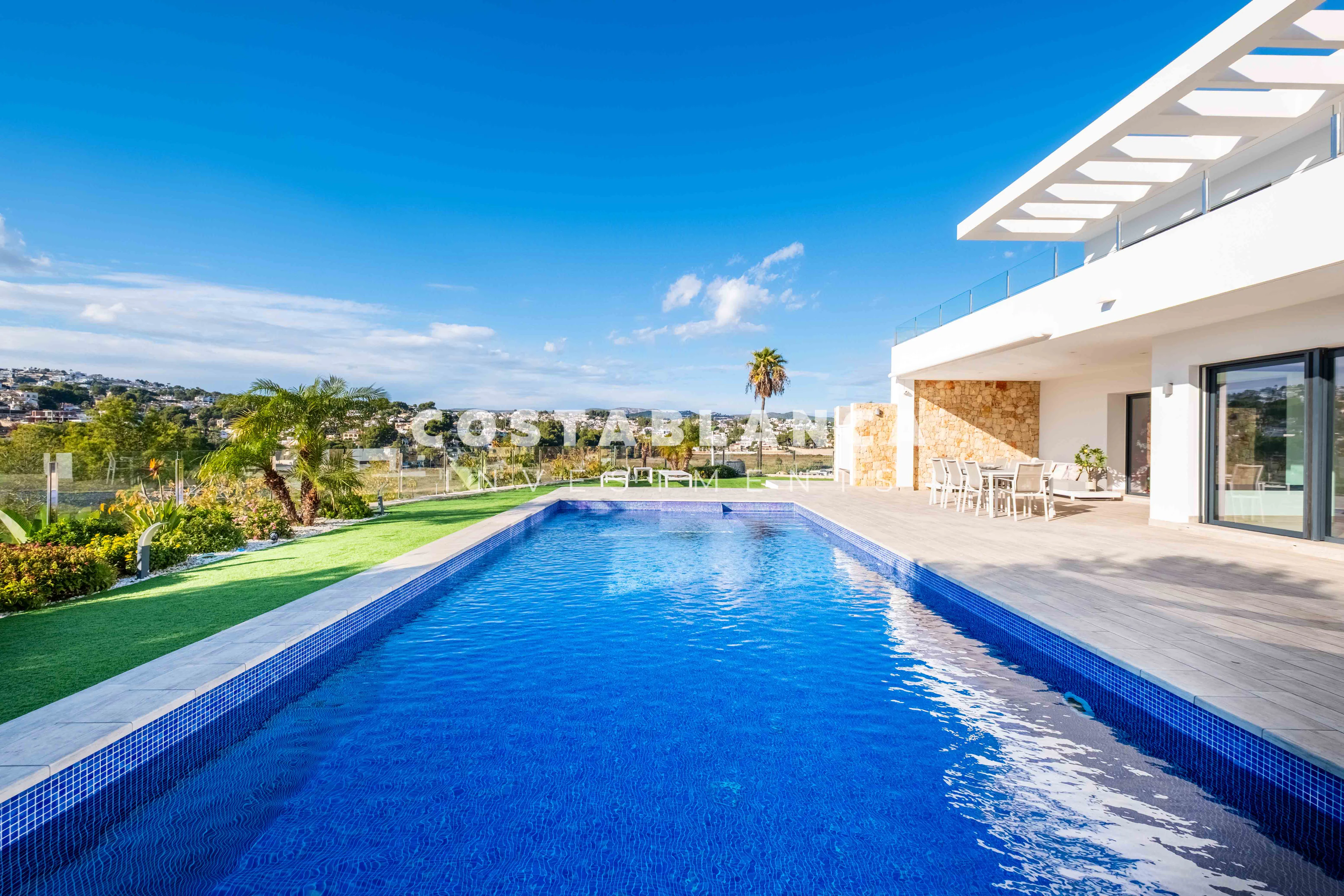Villa Creta – Modern Luxury in a Premium Location Close to Moraira