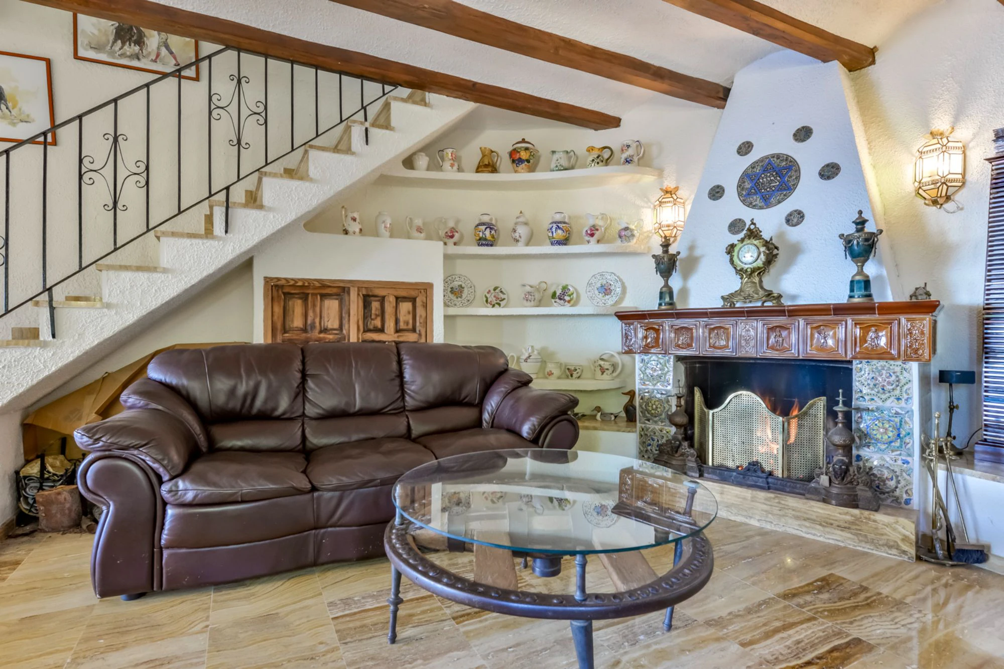 ELEGANCKA WILLA W STYLU HISZPAŃSKIM NA SPRZEDAŻ W ALTEA Z PANORAMICZNYM WIDOKIEM NA MORZE I APARTAMENTEM DLA GOŚCI W MASCARAT