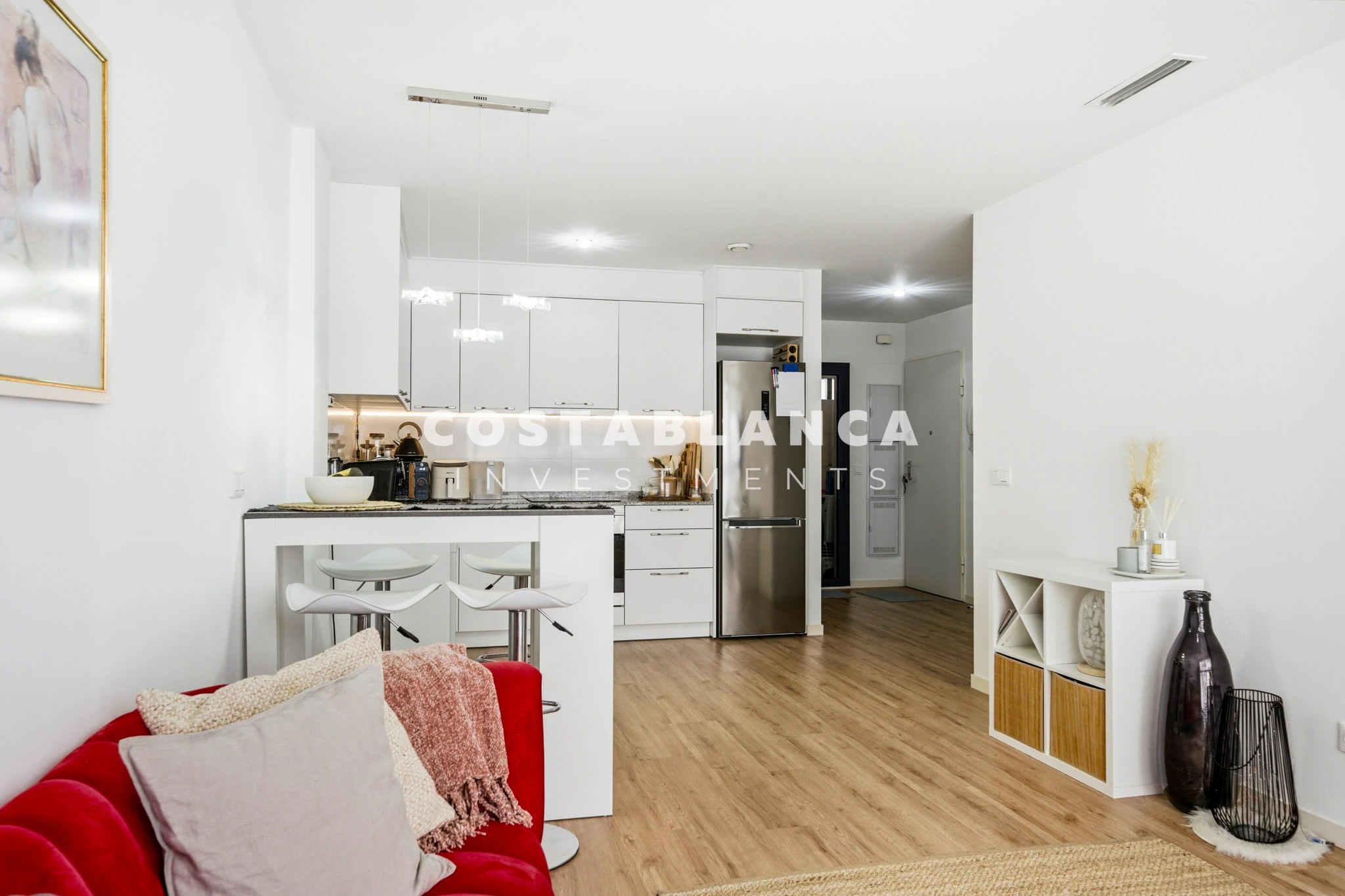 Moderne Wohnung zu verkaufen in Benidorm Poniente mit Pool und hoher Mietrendite.