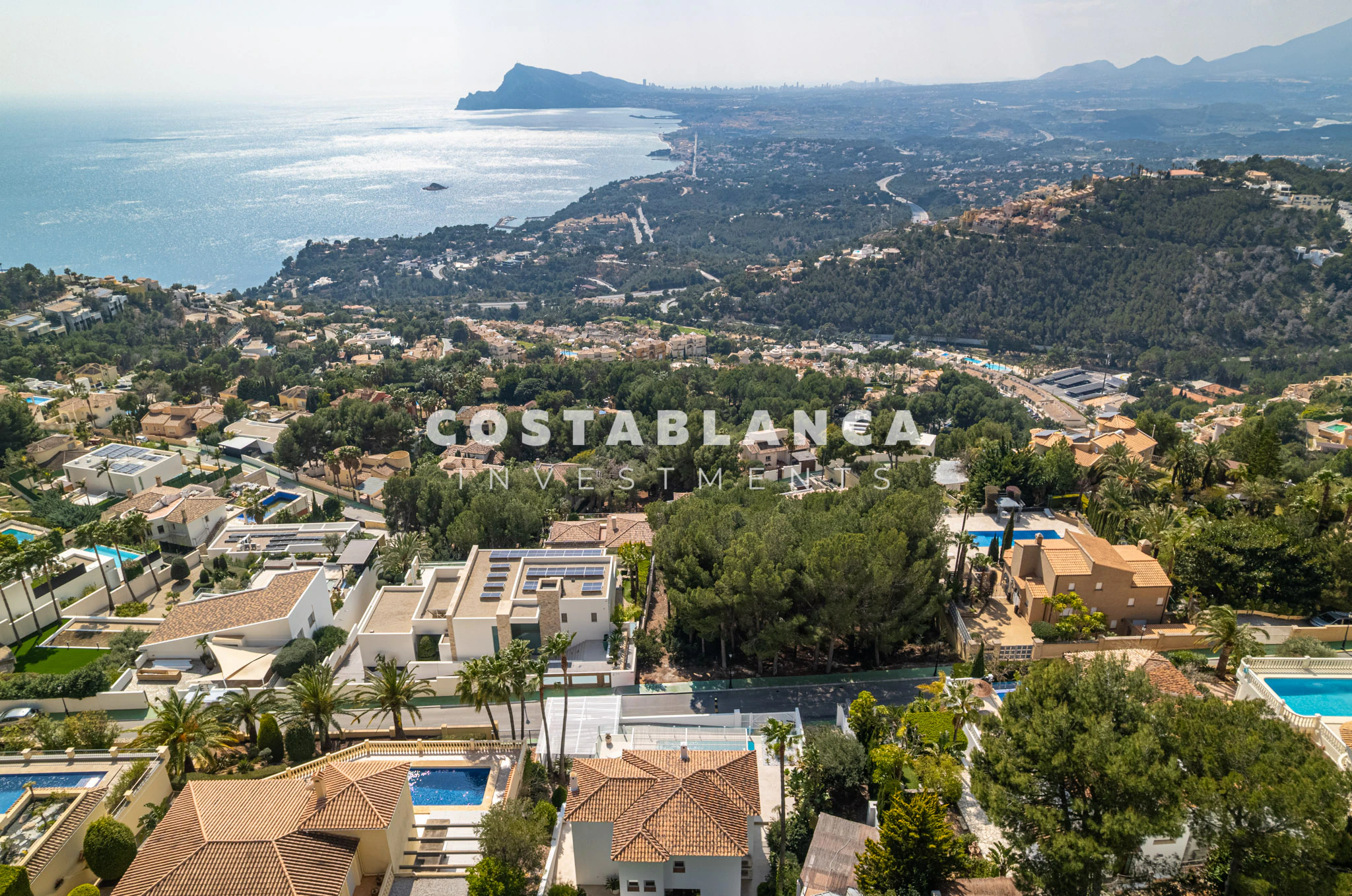 Odnowiona willa na sprzedaż w Altea Hills z widokiem na morze