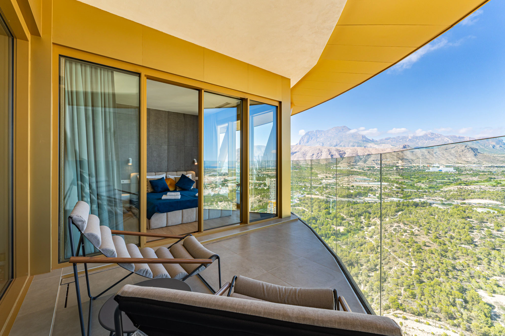 43. Etage Residence mit Meer- und Bergblick zu verkaufen in Benidorm