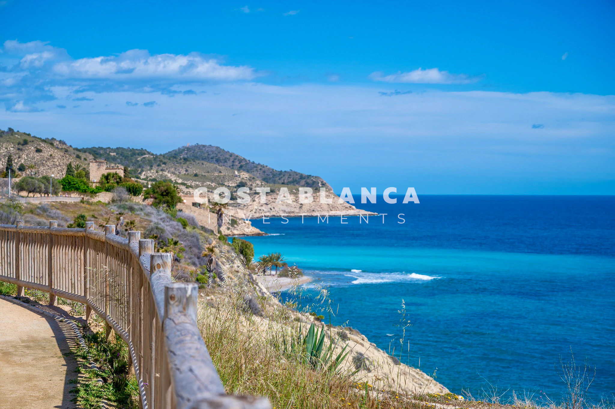 Well Located Apartment Near the Beach with Excellent Rental Appeal for sale in Villajoyosa
