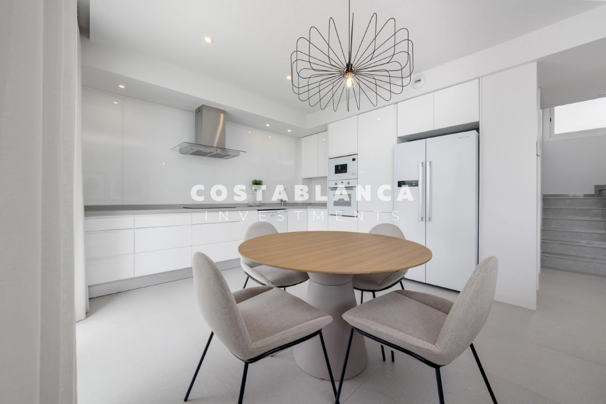 Modern Mediterranean Villa with Solarium and Open Sea Views for sale in Alicante