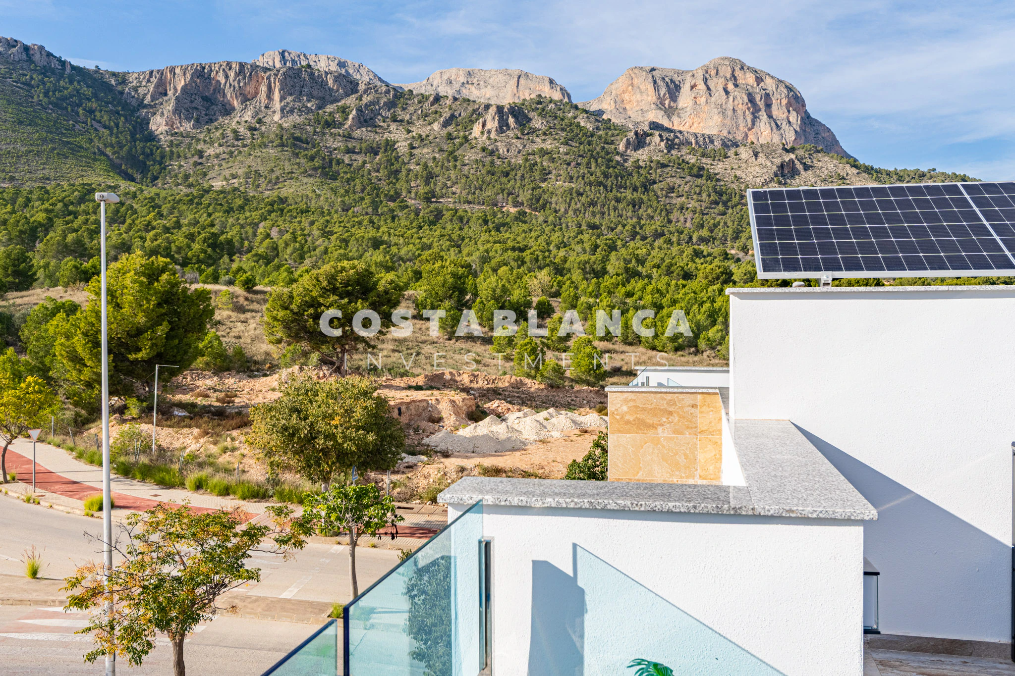 Modern Semi-Detached Villa for sale in Polop