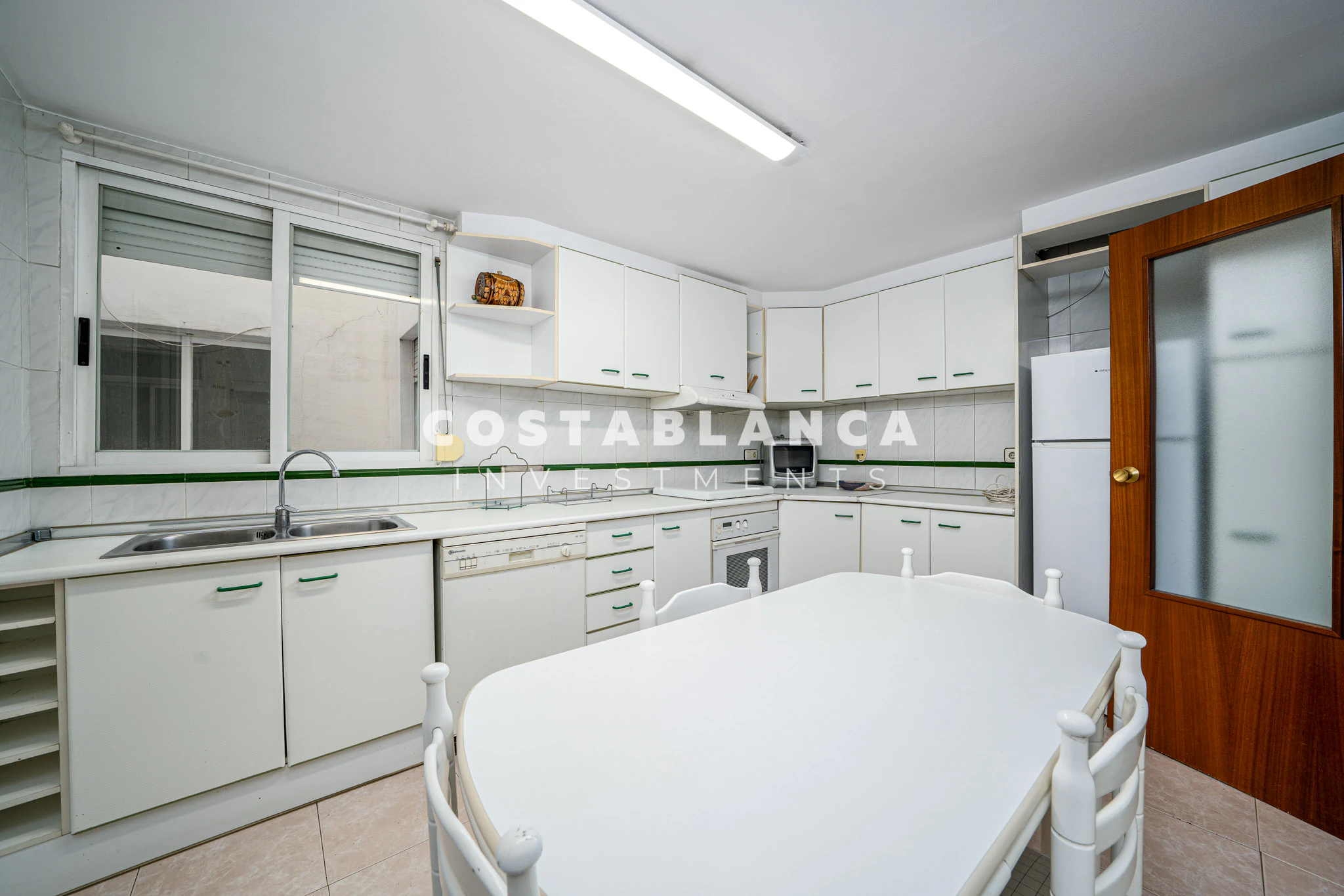 High Ceiling Apartment for sale in Alfaz del Pi