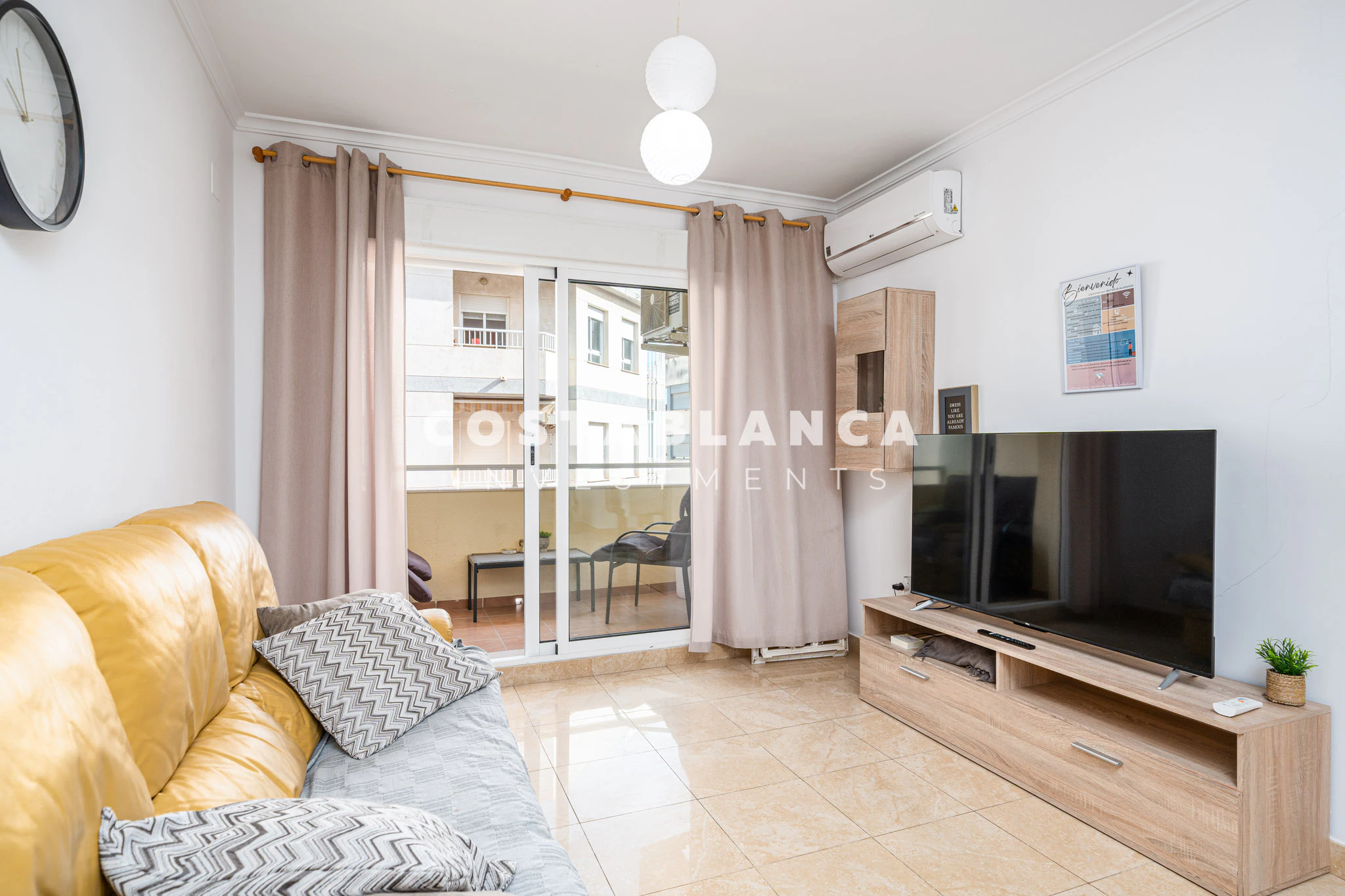 Spacious 3 Bedroom, Apartment in Central Dénia