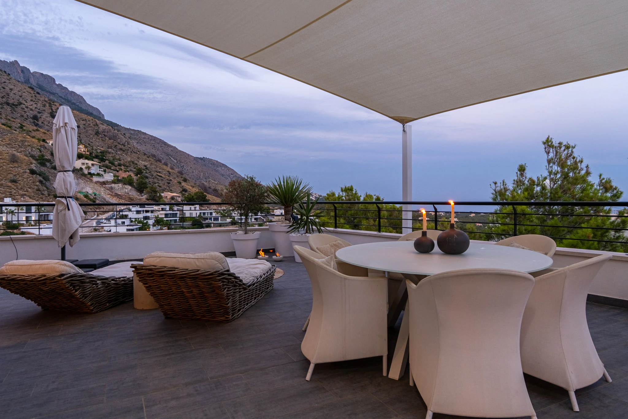 Luxury Villa in Altea with open views and High-End Finishes