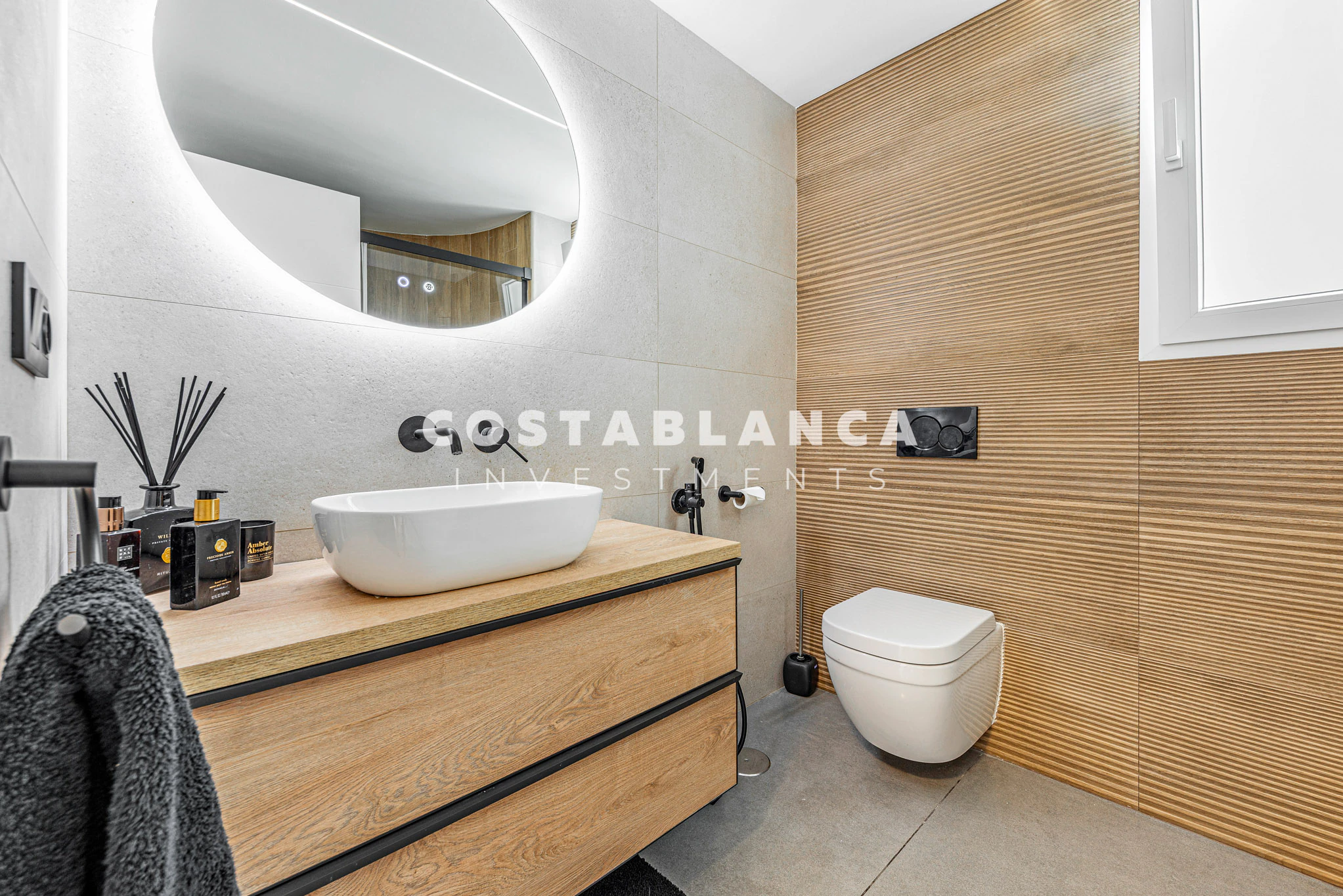 Designer Villa met Infinity Uitzichten over de Costa Blanca Te Koop In Altea Hills