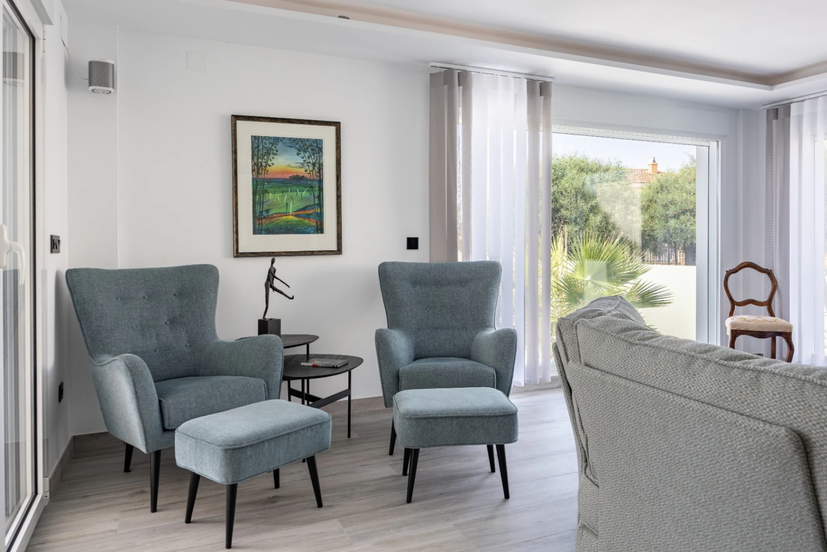Moderne mediterrane Villa mit Pool, Garten und überdachtem Parkplatz zu verkaufen in Alfaz del Pi