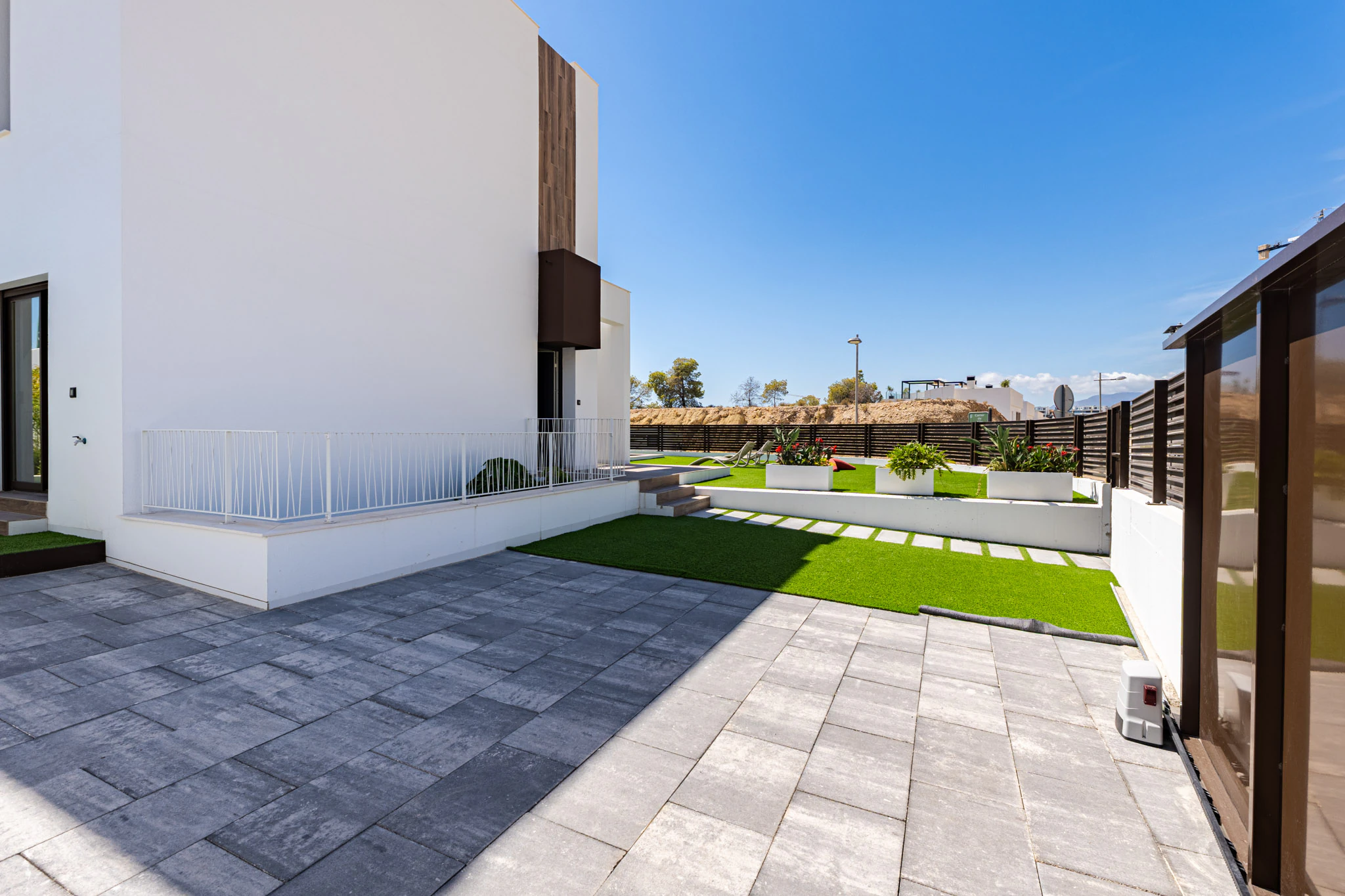 New Build Modern Villa for Sale in Finestrat with Mountain Views - Completion Date: December 2025