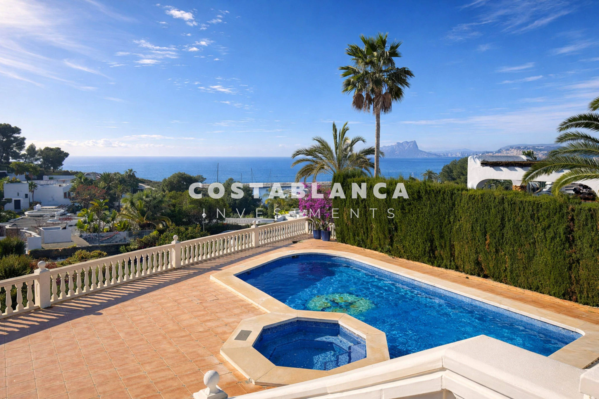 Mediterranean villa with sea views and marina views for sale in Moraira