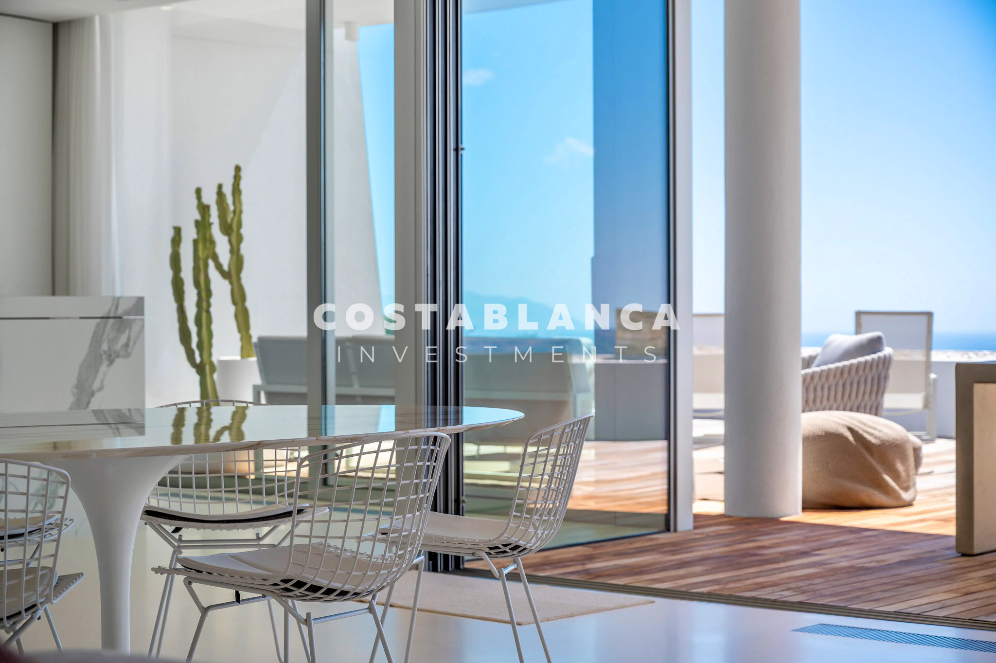 Luxury Penthouse with Panoramic Sea & Mountain Views for sale in Altea La Vella